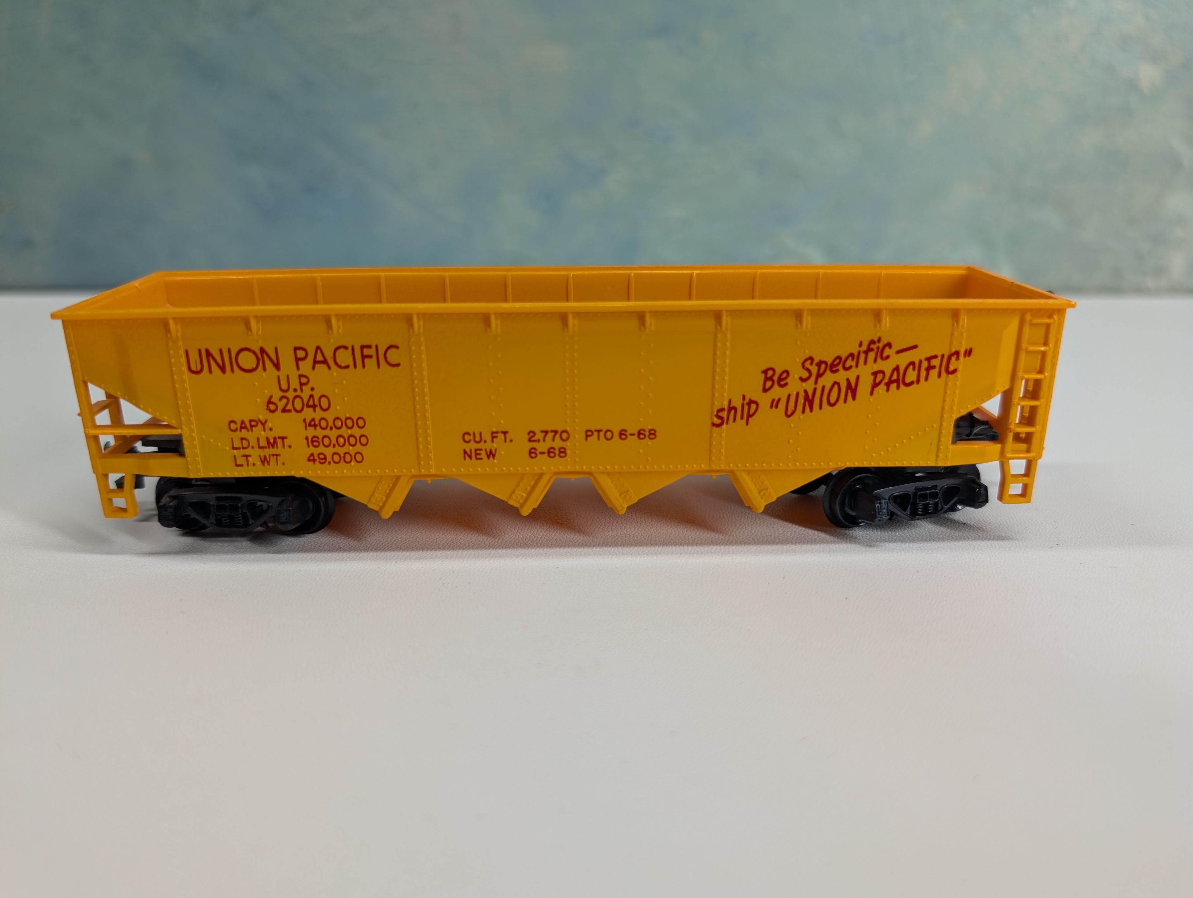 USED Tyco HO Scale Quad Hopper Union Pacific UP #62040