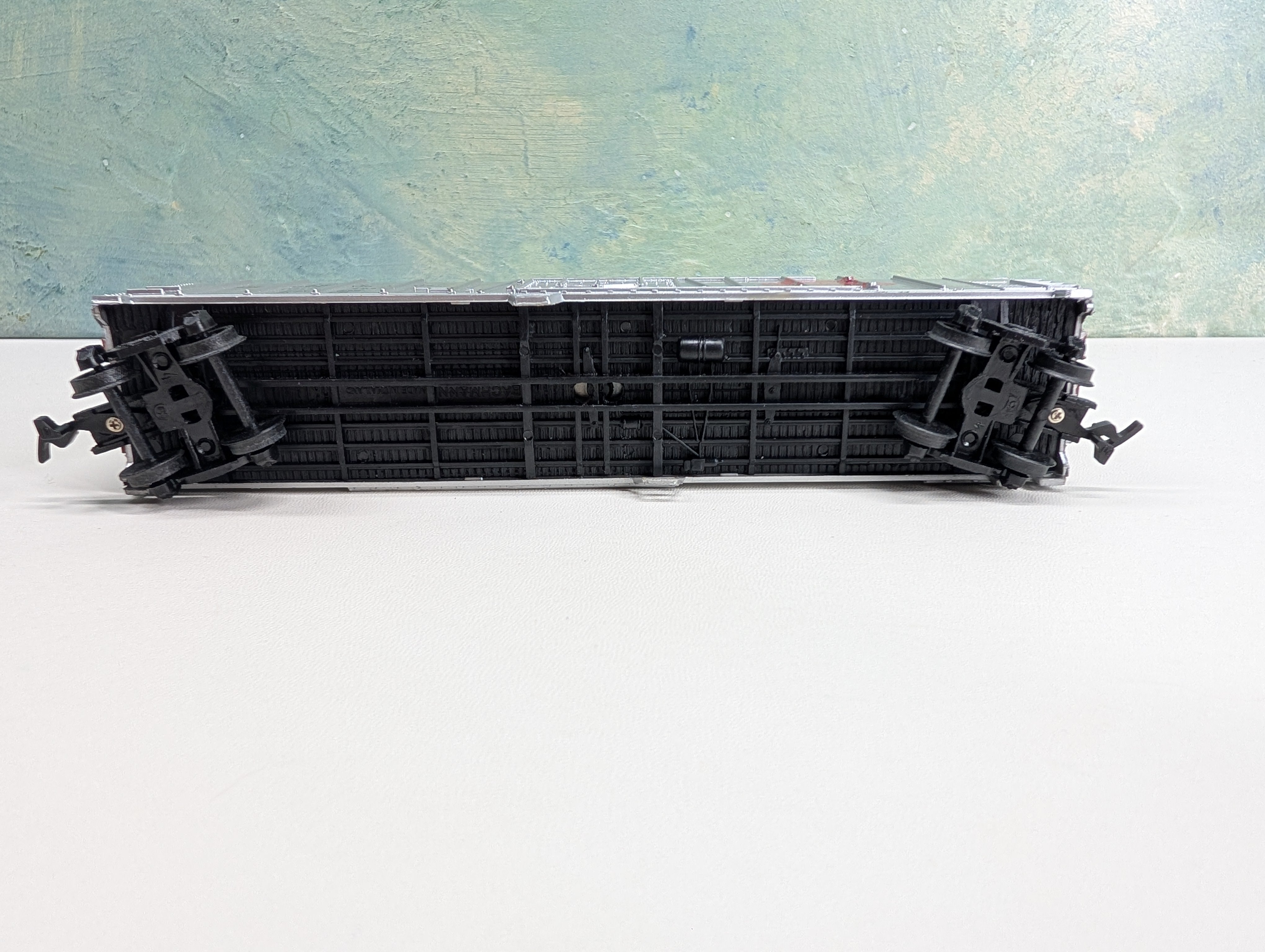 USED Bachmann HO Scale 50' Box Car Swift Refrigerator Line SRLX #4244