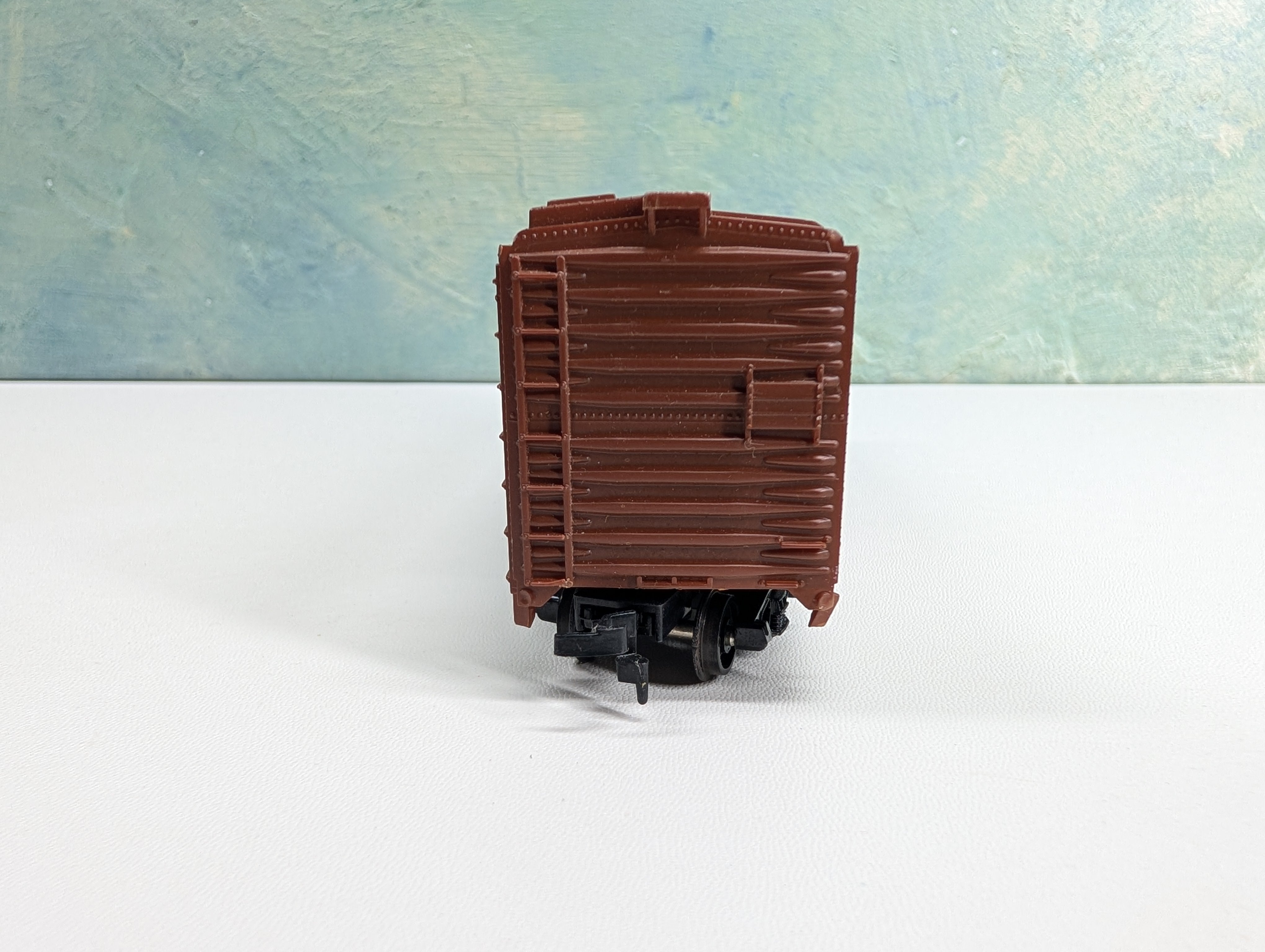 USED Cox HO Scale 40' Box Car Northern Pacific NP #6753