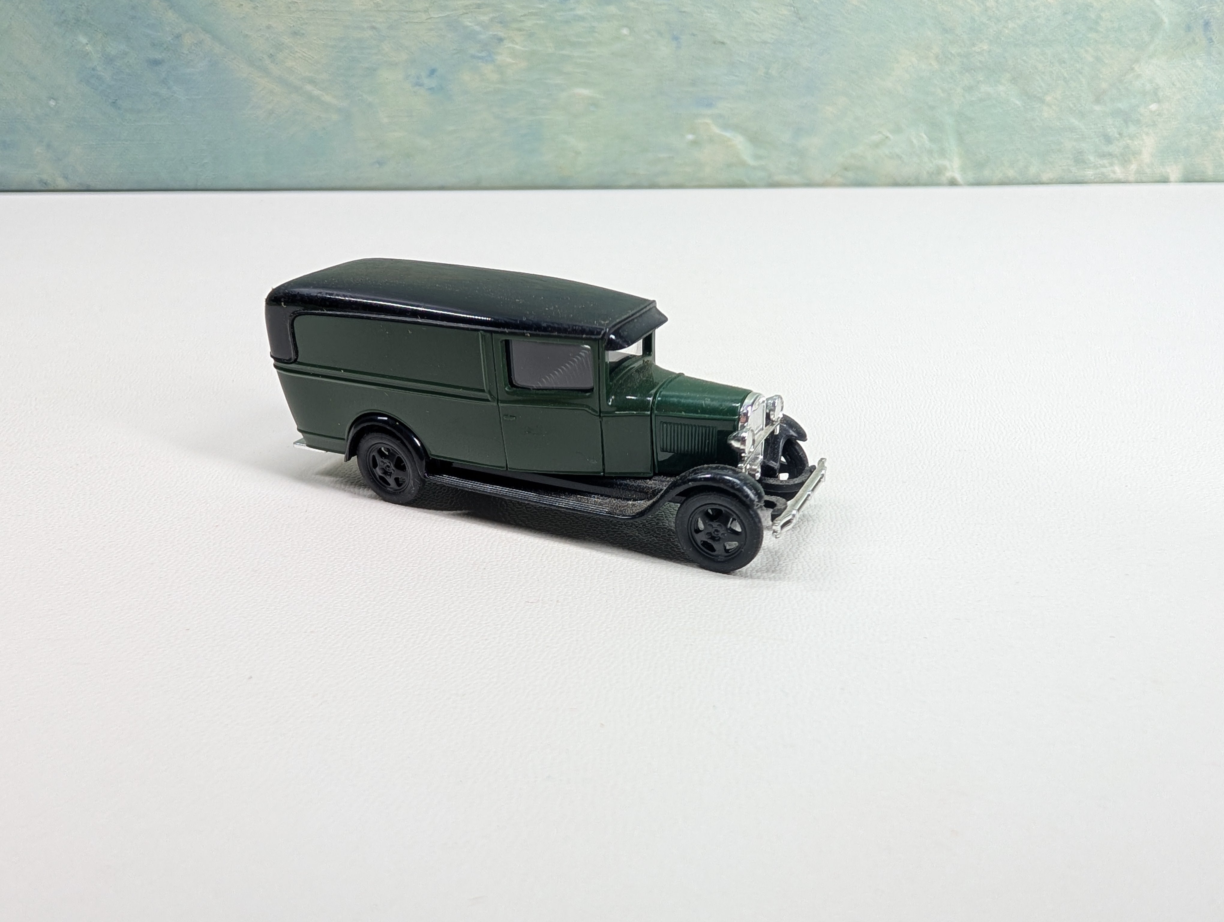 USED Busch HO Scale Old Time Ford AA Green