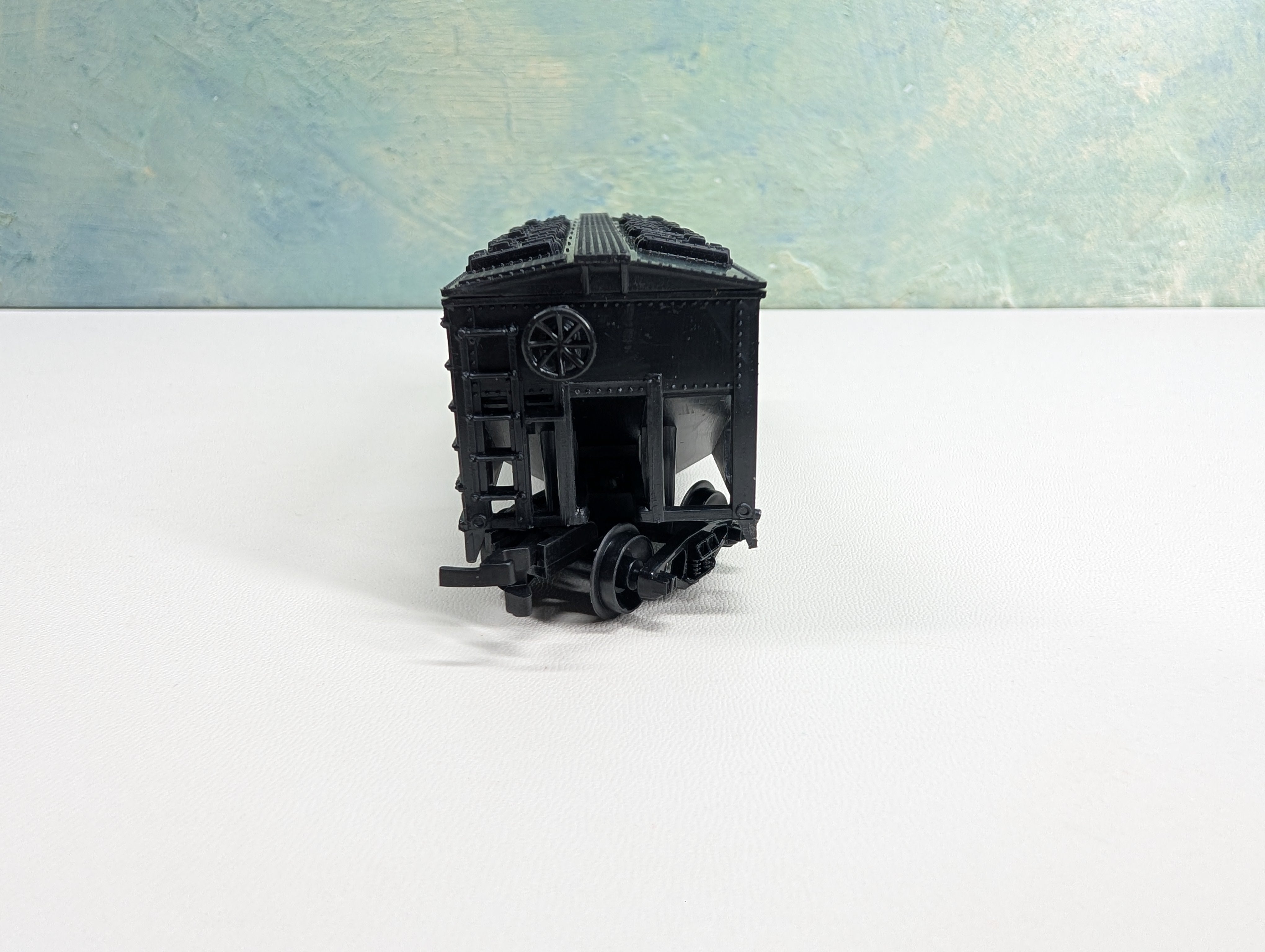 USED Industrial Rail HO Scale 2 Bay Covered Hopper Erie #4065