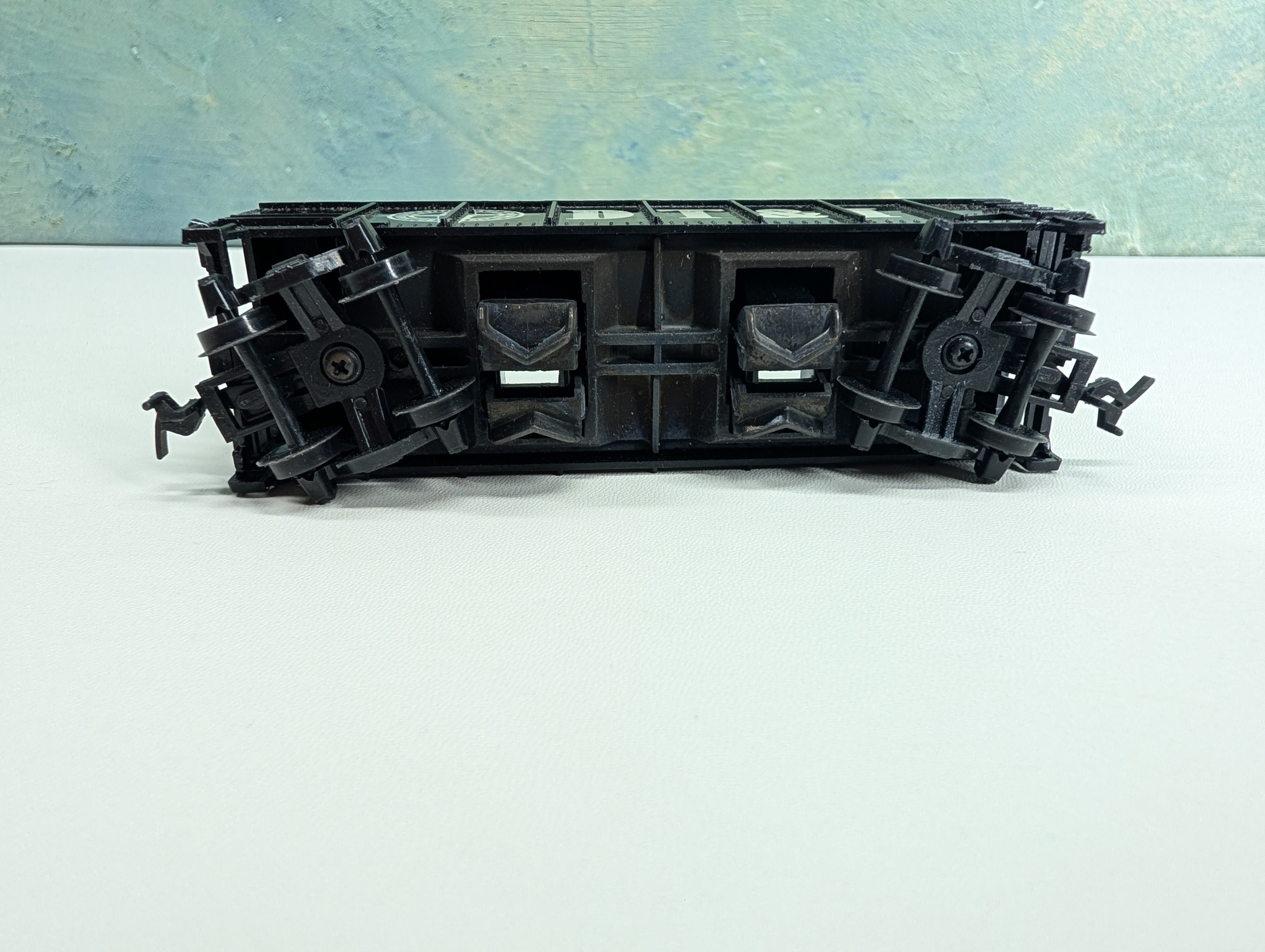 USED Tyco HO Scale Operating Hopper Detroit, Toledo & Ironton DT&I