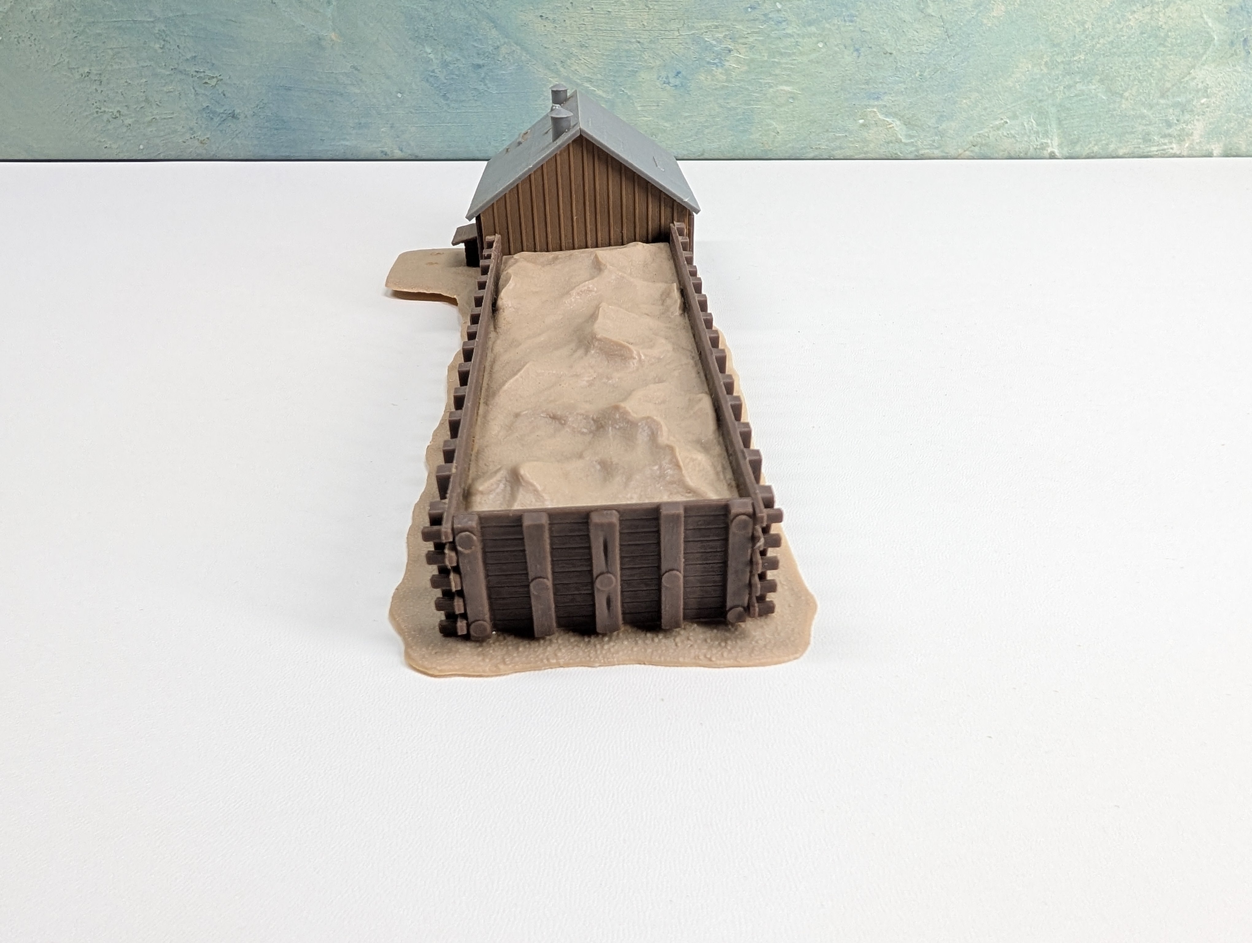 USED Pola HO Scale Ford Sandhouse
