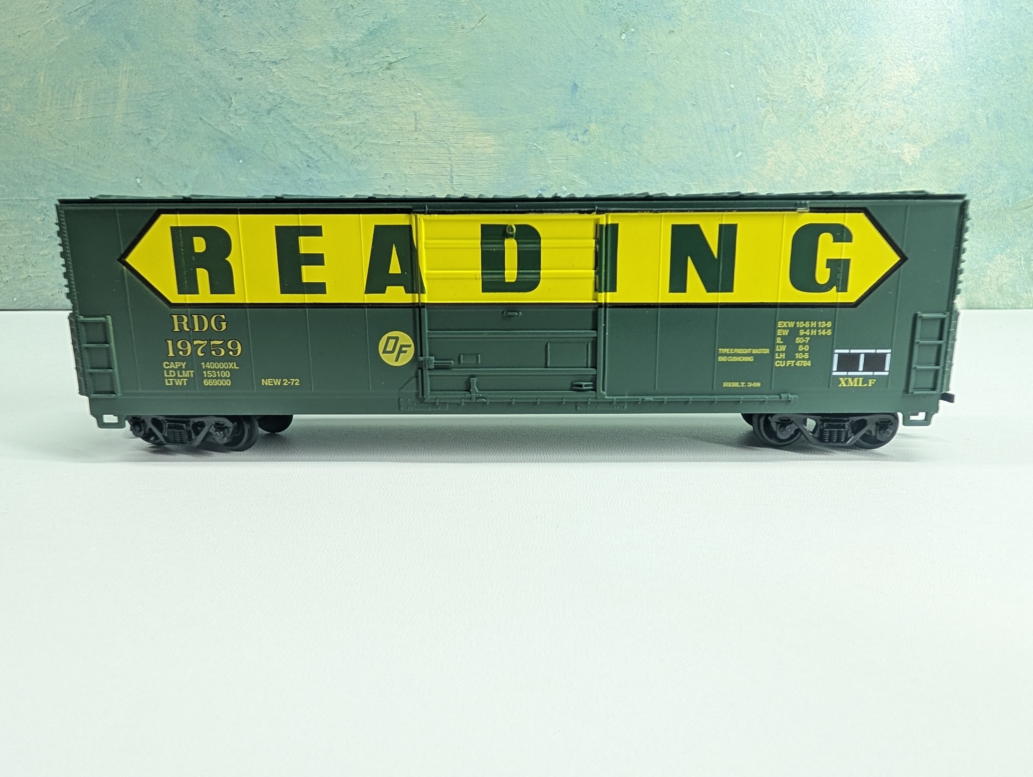 USED Life-Like 8470 HO Scale 50' Box Car Reading RDG #19759