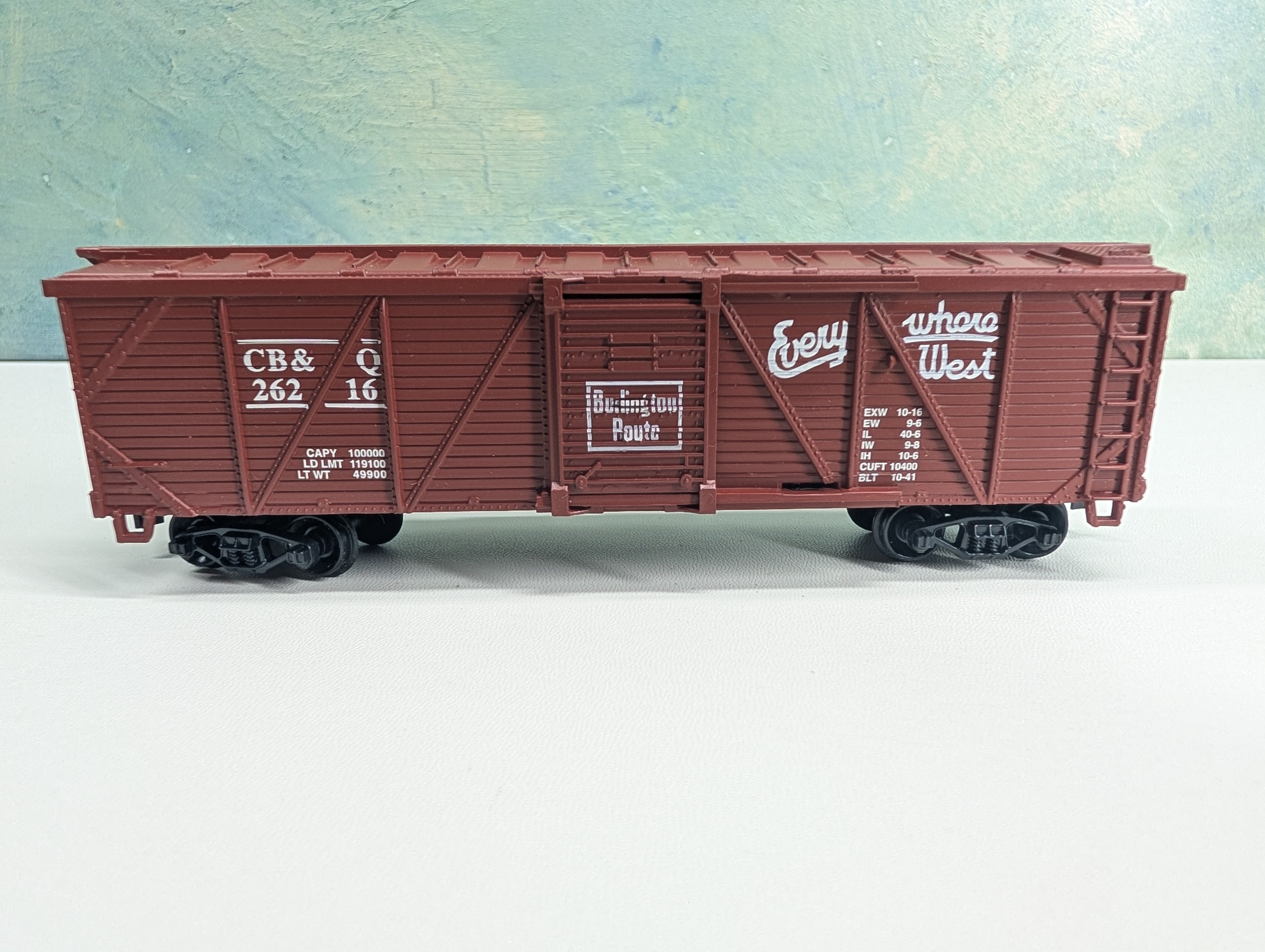 USED Life-Like HO Scale 42' Wooden OB Box Car Burlington CB&Q #26216
