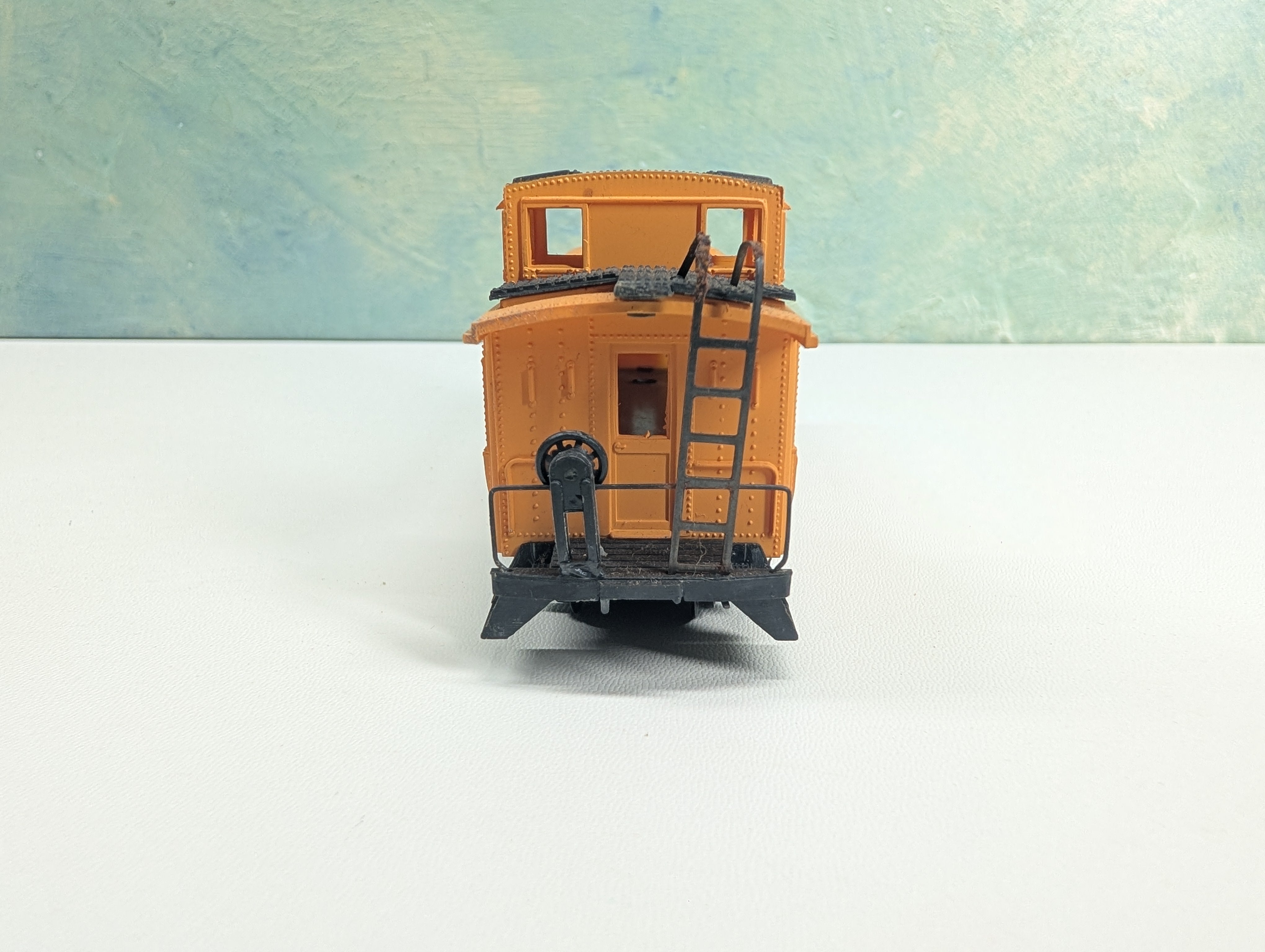 USED AHM HO Scale Caboose Chesapeake and Ohio C&O #90262
