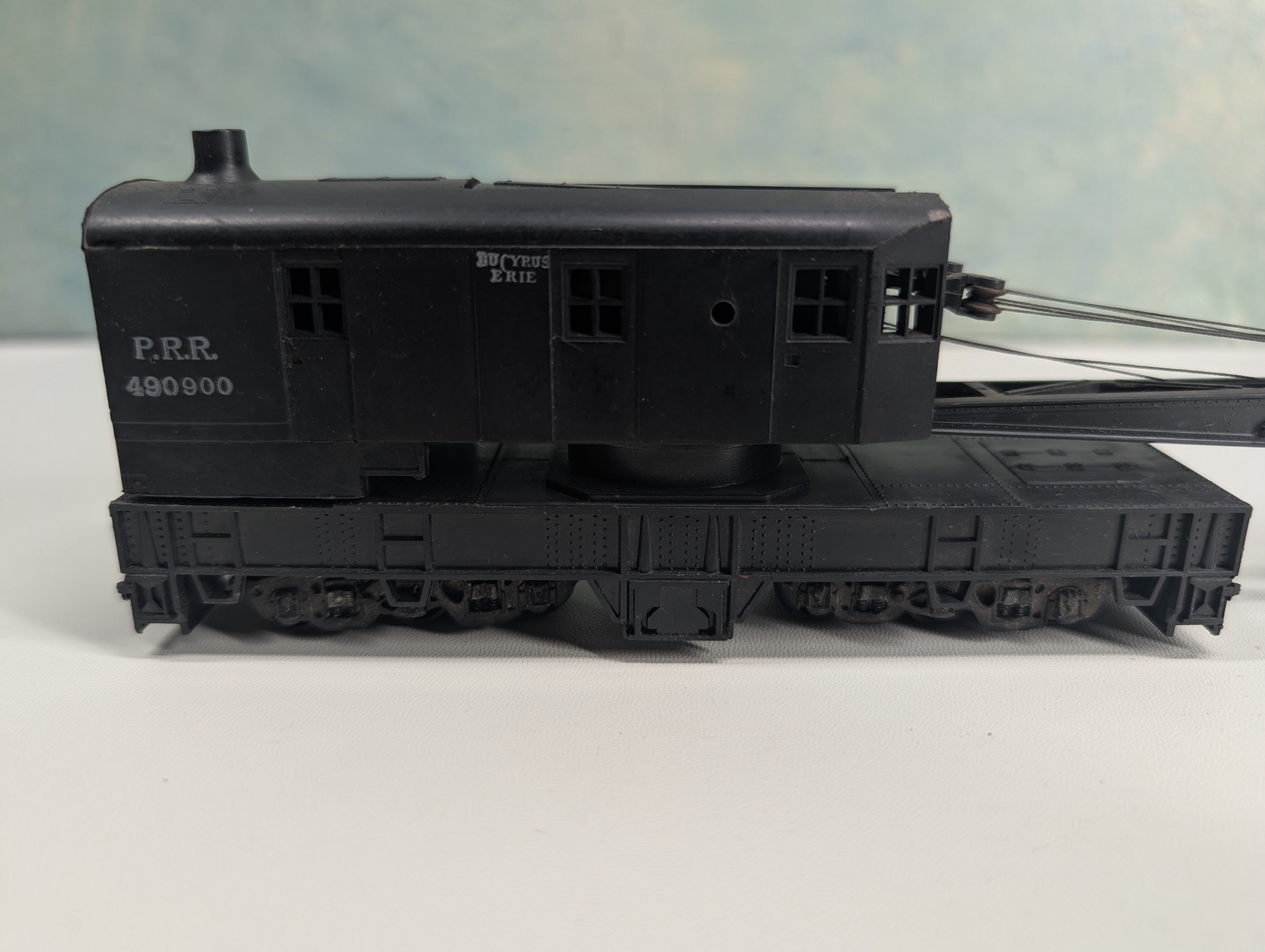 USED Athearn HO Scale 200 Ton Wrecking Crane Pennsylvania PRR #490900