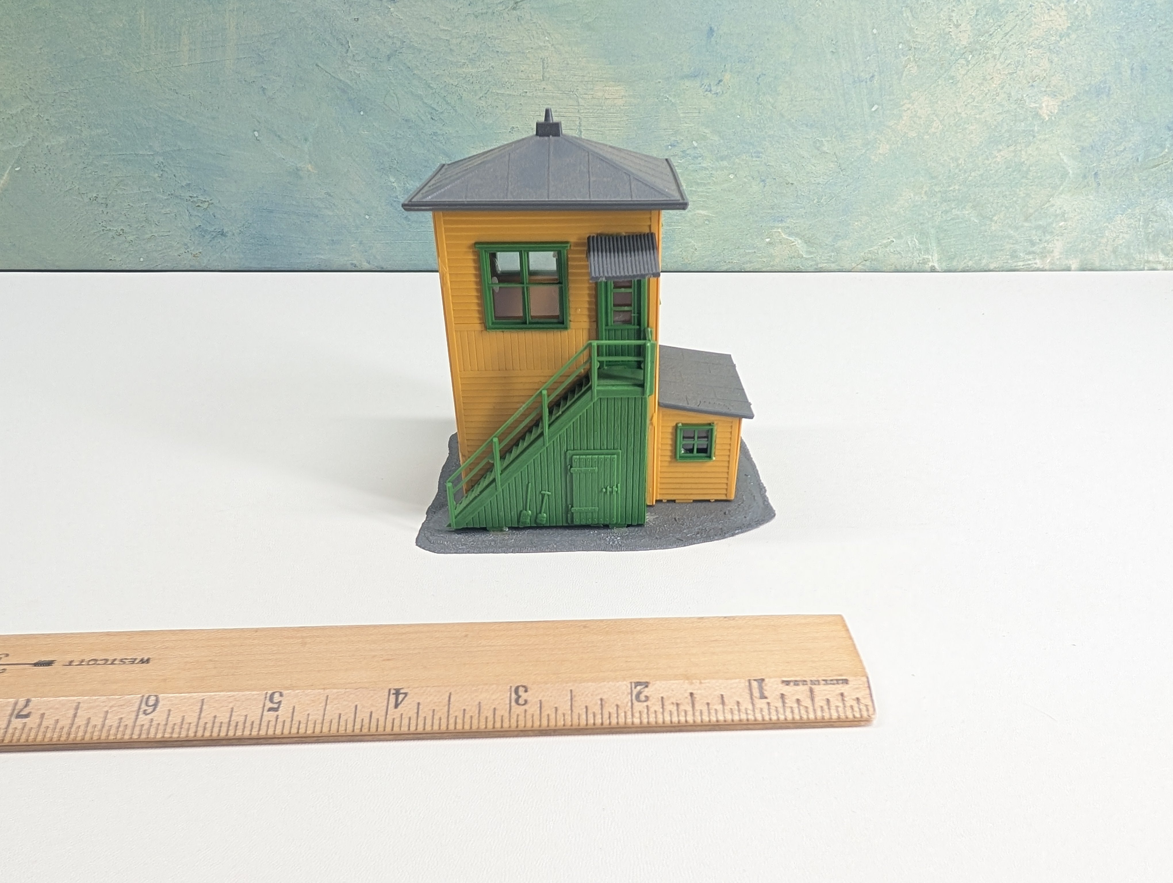 USED Tyco HO Scale Signal Tower