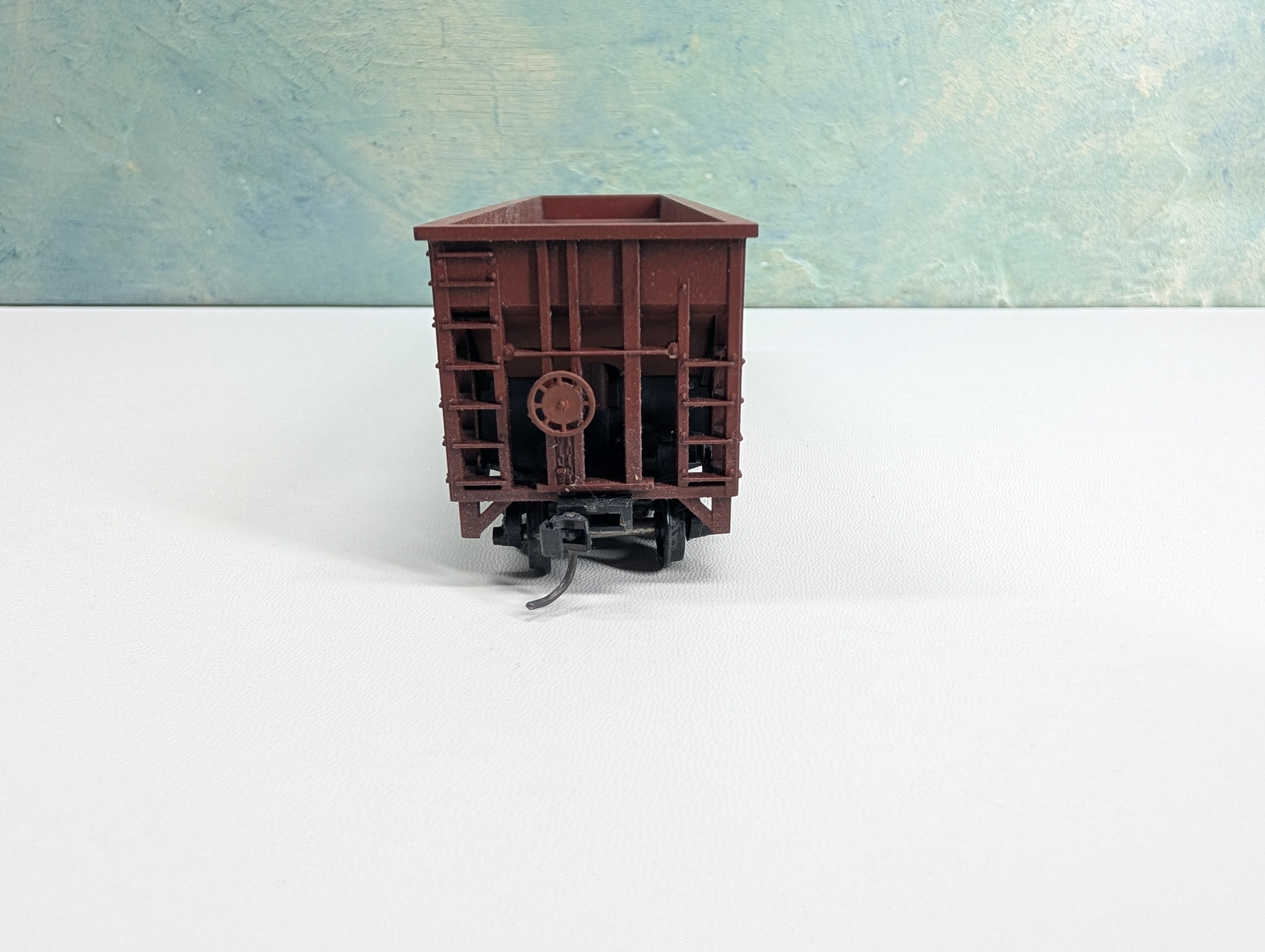 USED HO Scale 3 Bay 100 Ton Hopper Union Pacific UP #36793