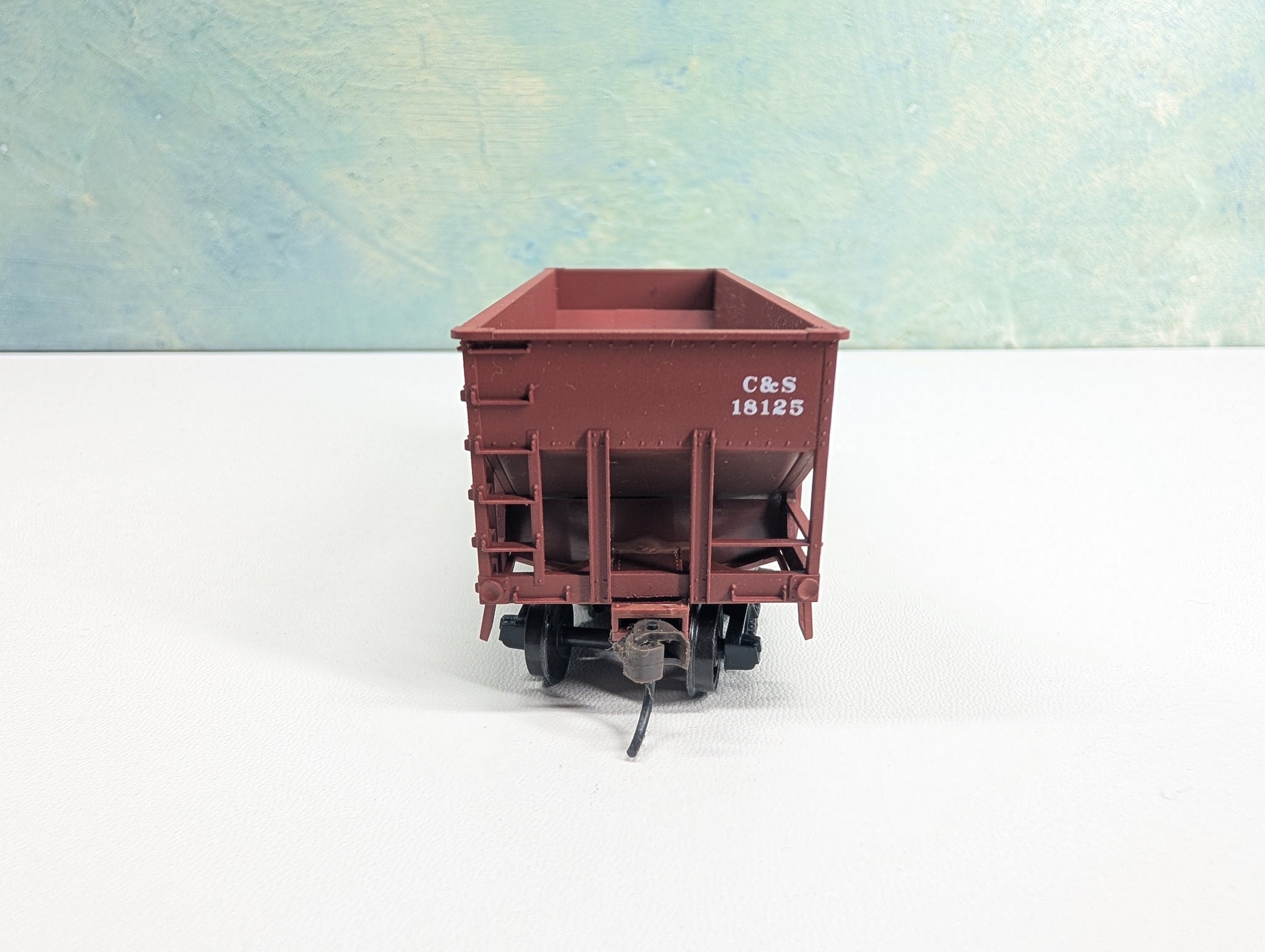 USED Accurail HO Scale 55 Ton 2 Bay Hopper Burlington C&S #18125
