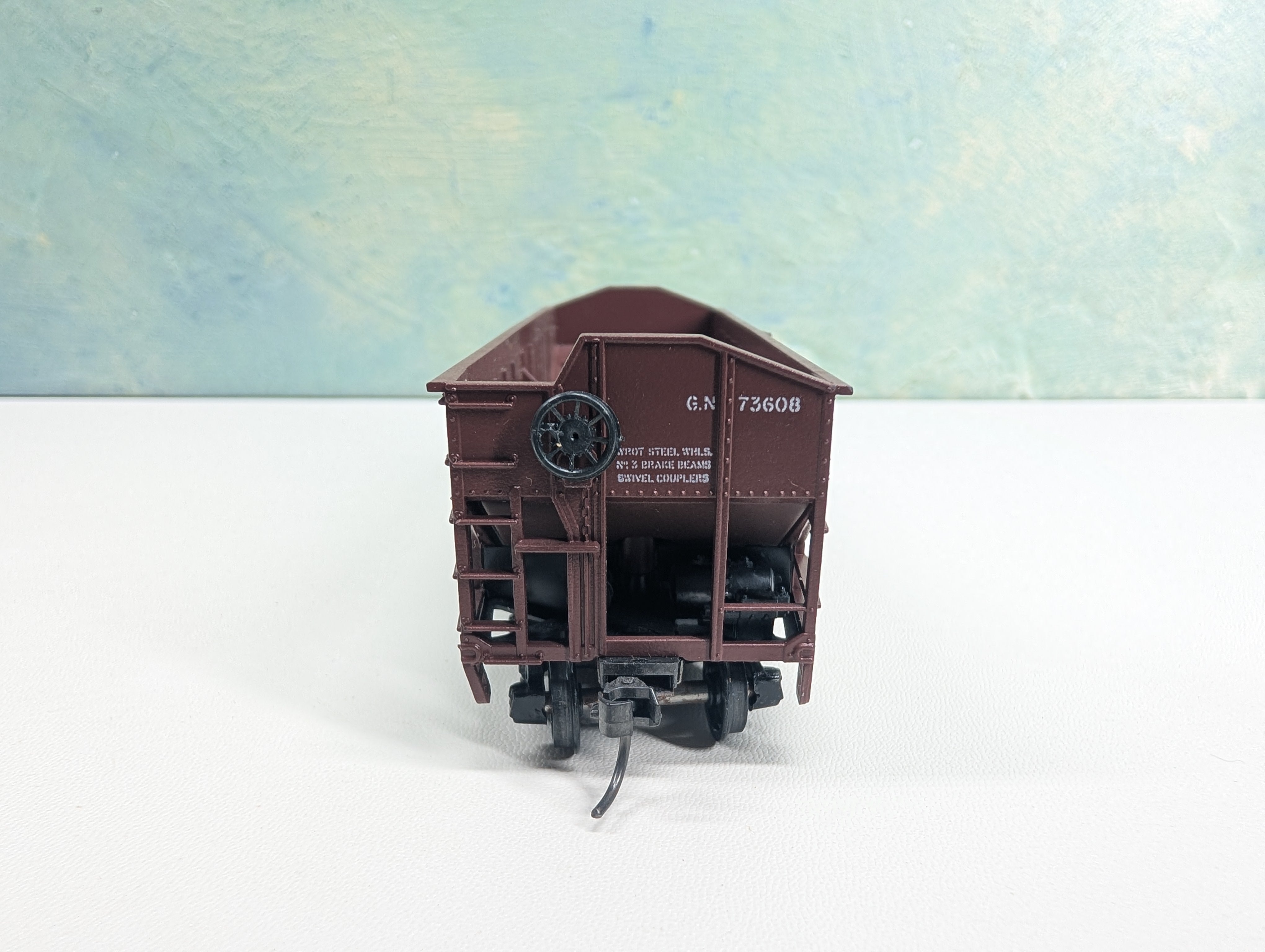 USED Athearn HO Scale 34' Offset 2 Bay Hopper Great Northern GN #73608