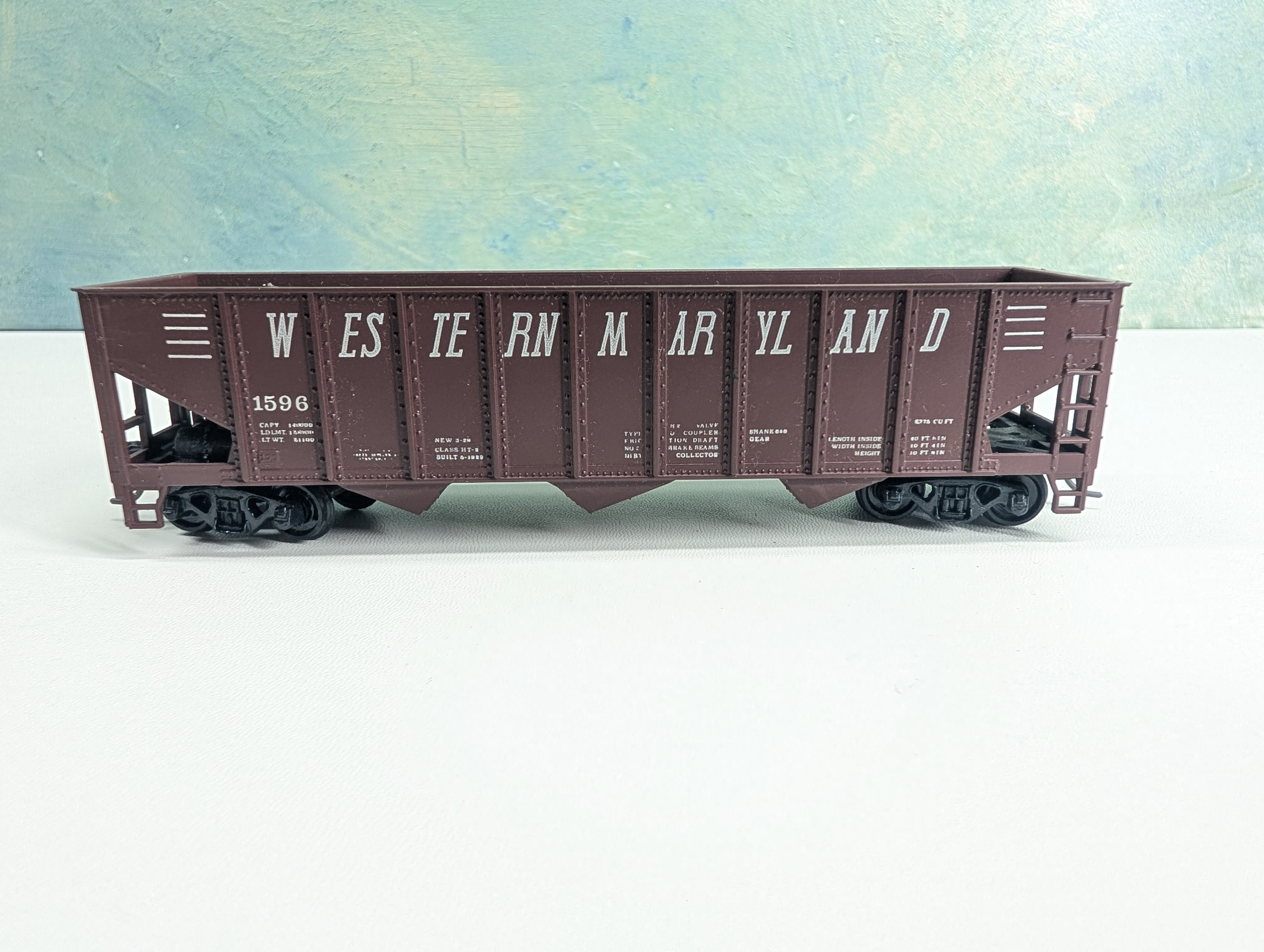 USED Roundhouse HO Scale 70 Ton 3 Bay Hopper Western Maryland WM #1596