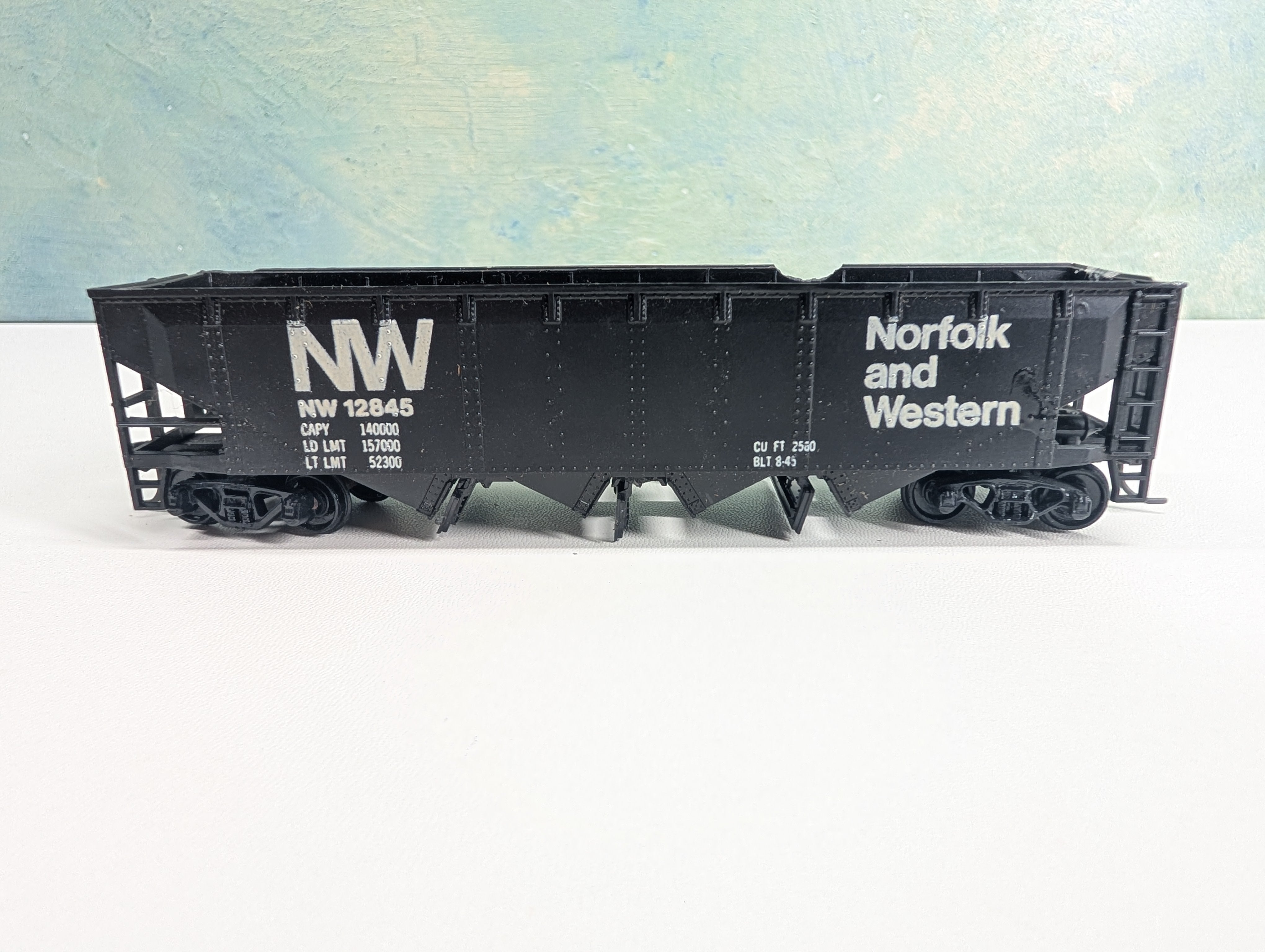 USED Athearn HO Scale Operating Quad Hopper Norfolk & Western NW #12845