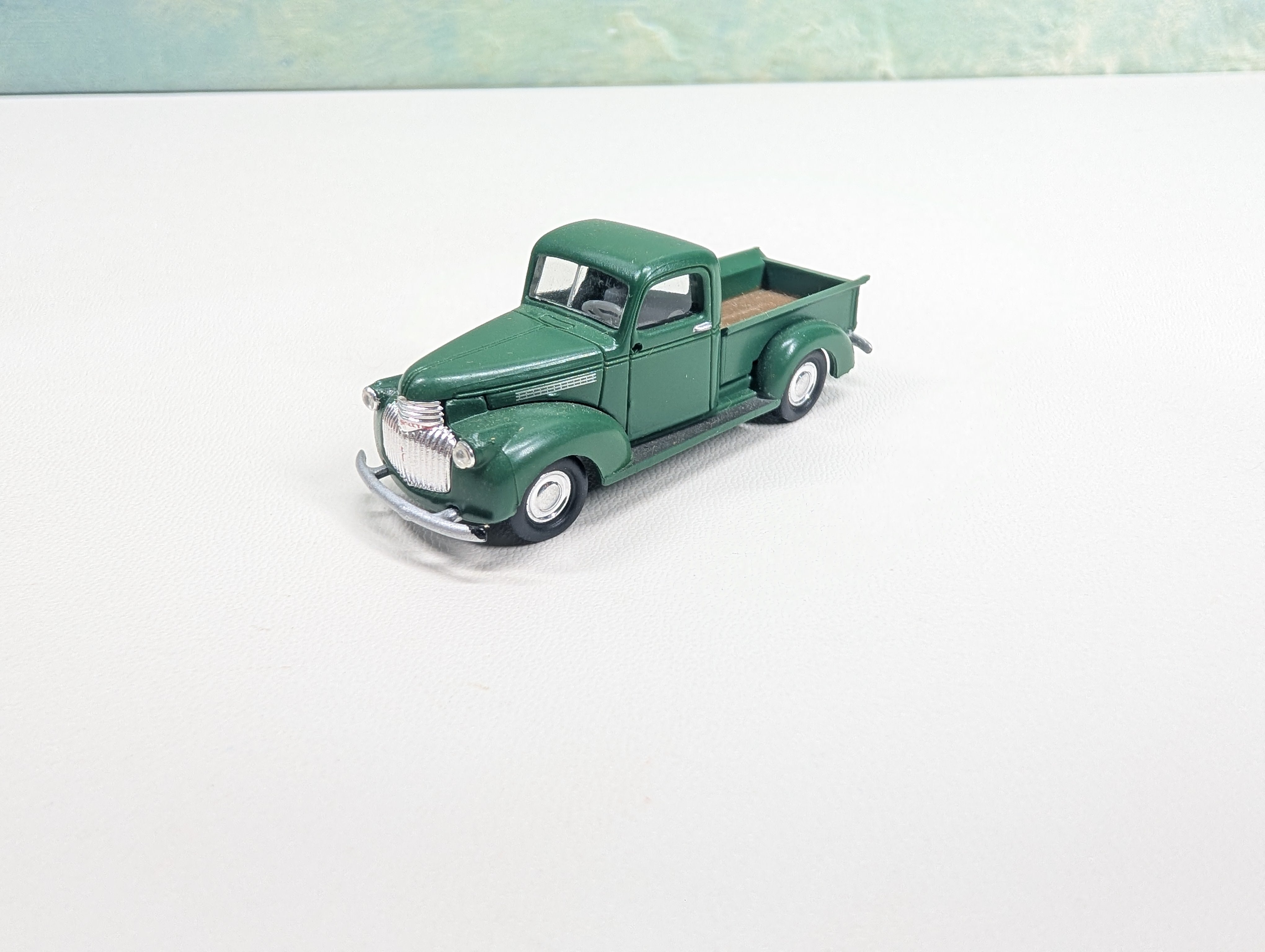 USED Classic Metal Works HO Scale GM Green Pick-Up Truck