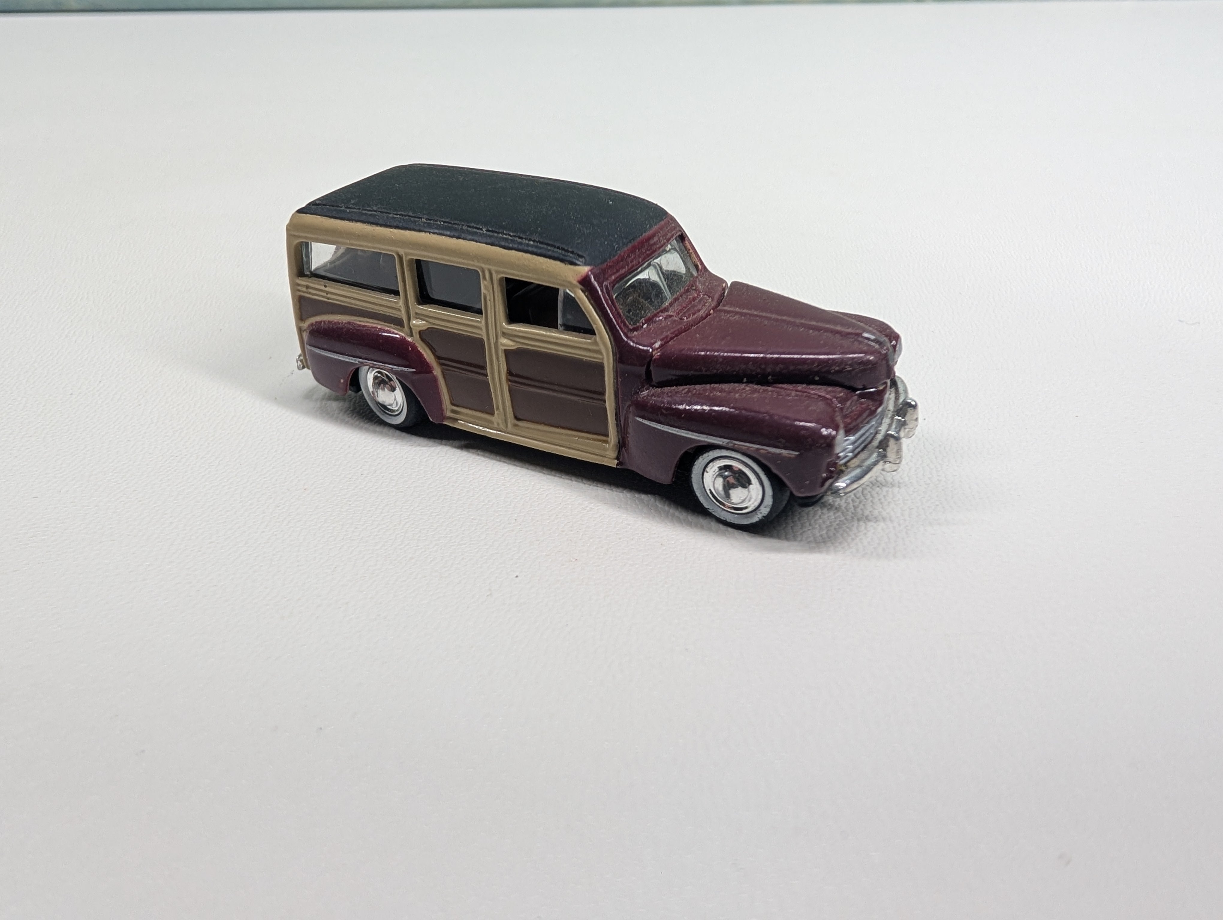USED Classic Metal Works HO Scale 1940 Ford Woodie