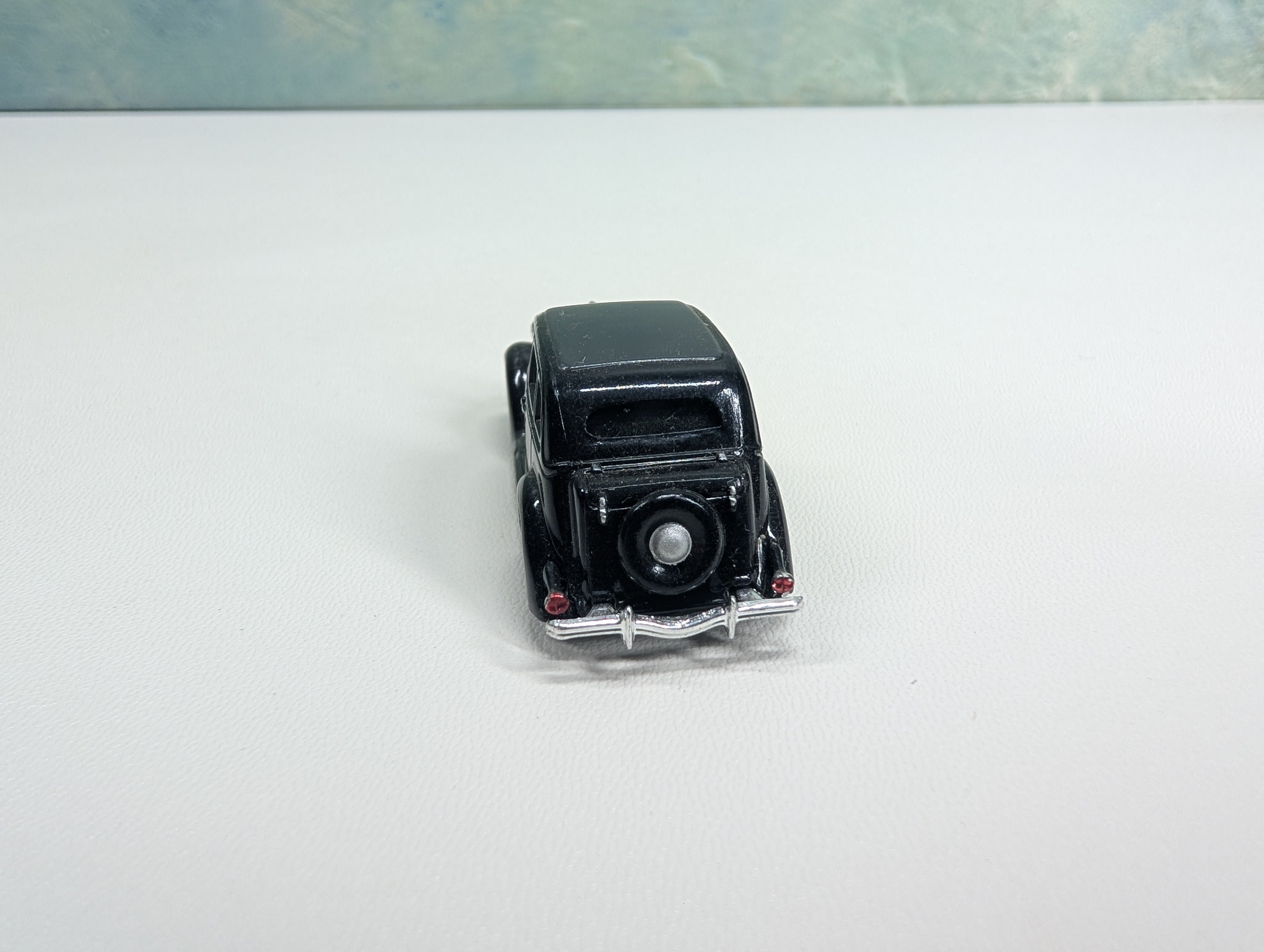 USED Classic Metal Works HO Scale 1936 Ford Sedan Black