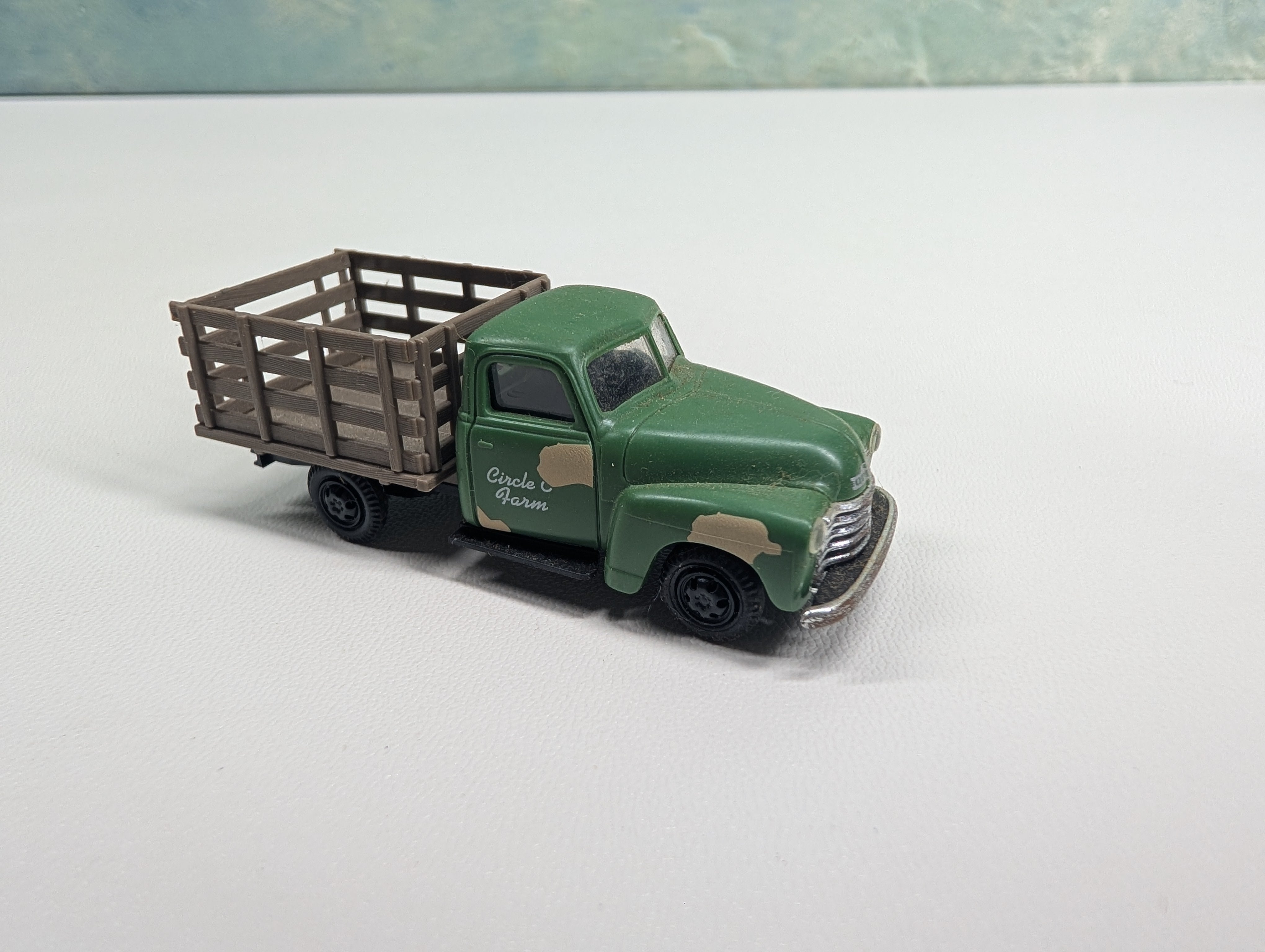 USED Busch HO Scale 1950 Chevy Green Stake Truck Circle O Farm