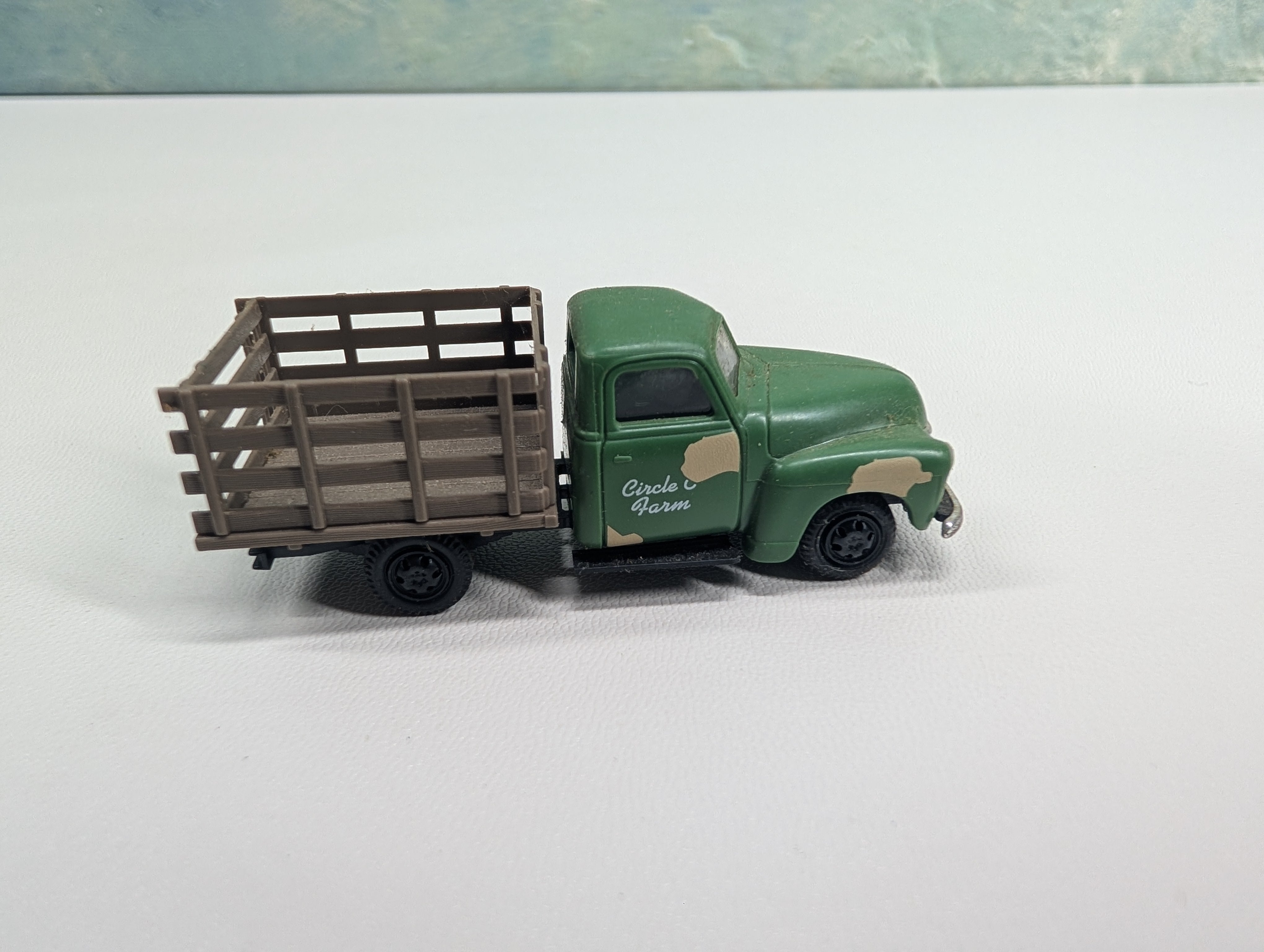 USED Busch HO Scale 1950 Chevy Green Stake Truck Circle O Farm