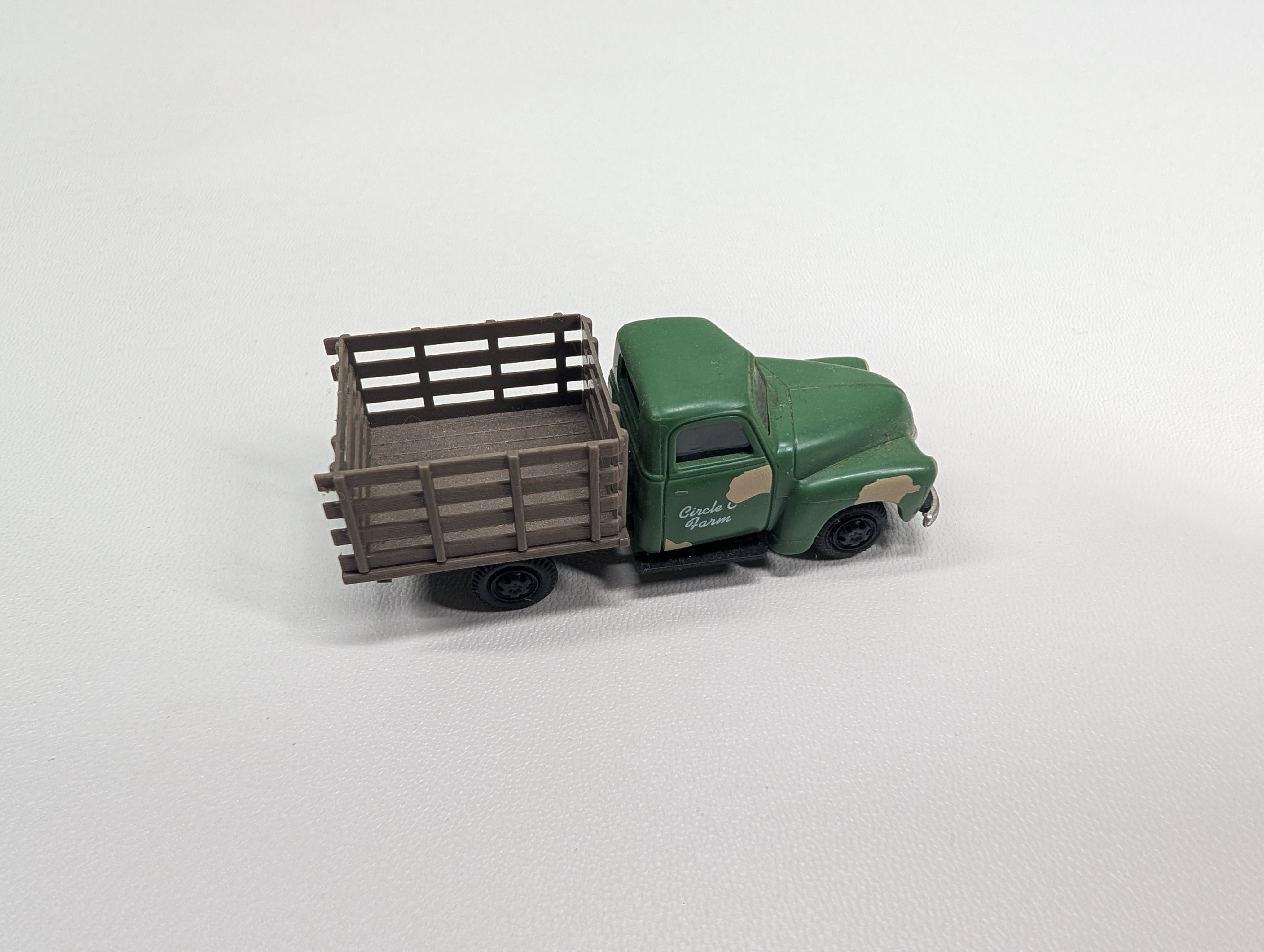 USED Busch HO Scale 1950 Chevy Green Stake Truck Circle O Farm