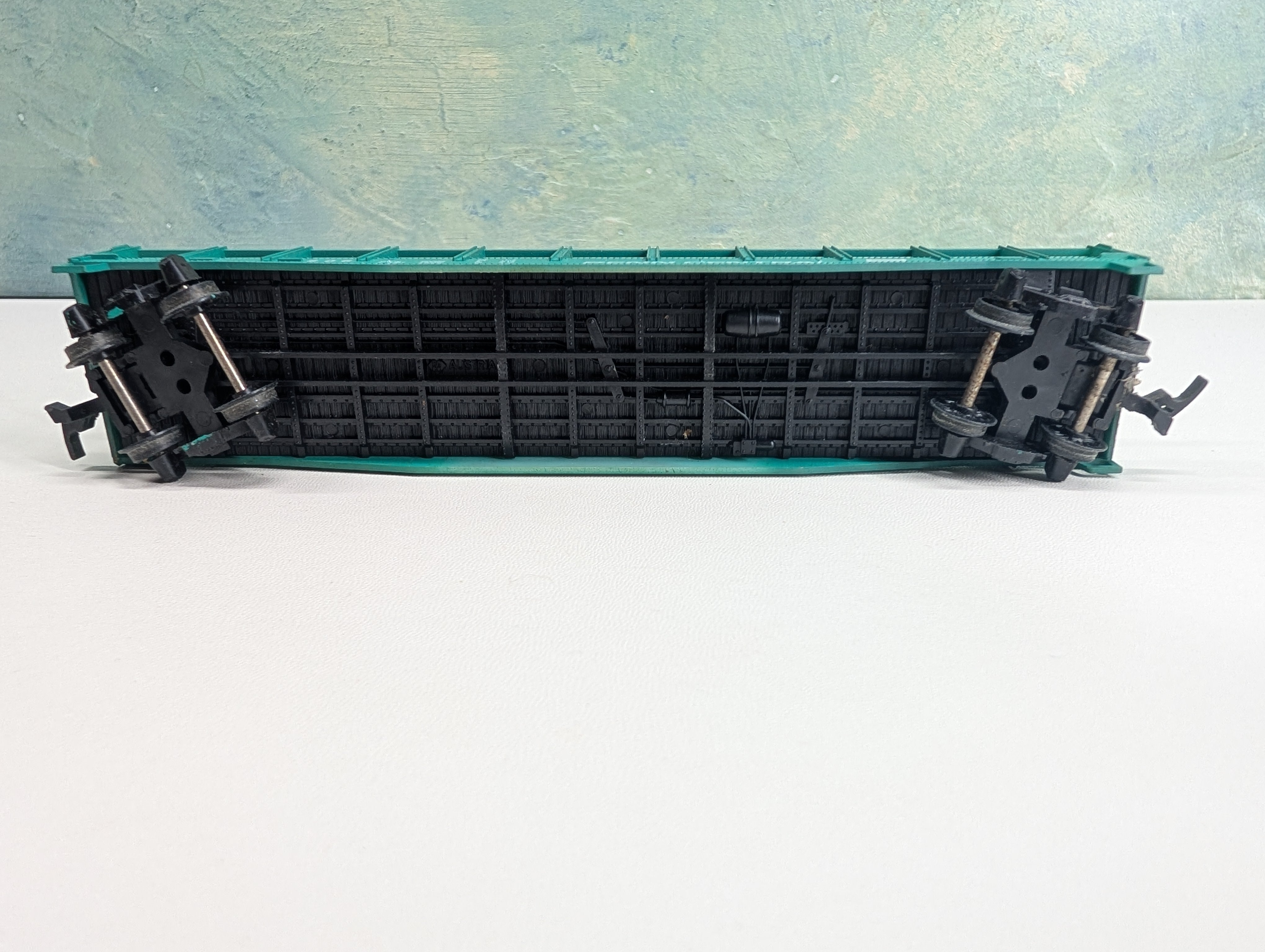 USED ROCO HO Scale 50' Caged Flat Car Penn Central PC #806