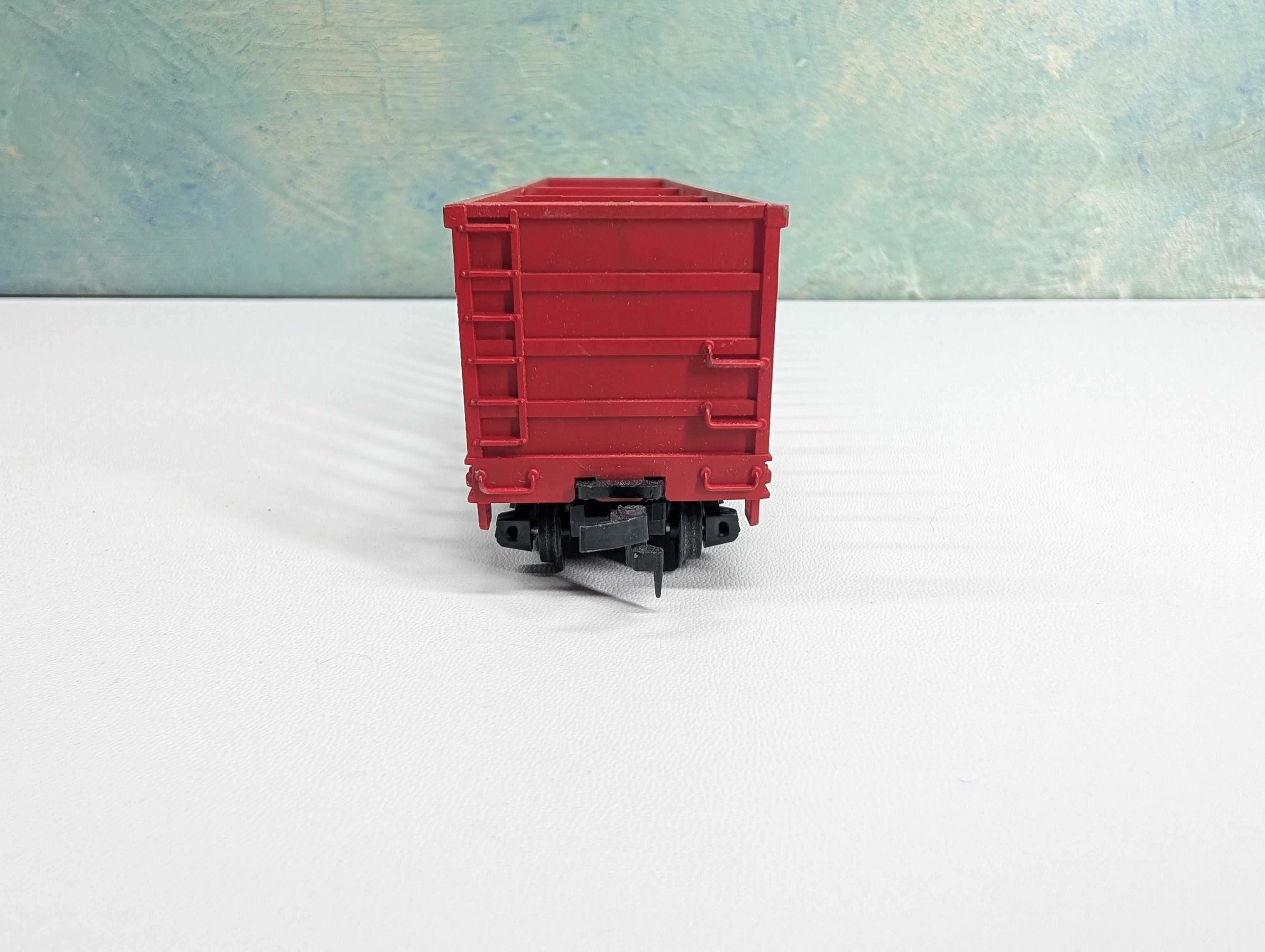 USED ROCO HO Scale 50' Pulpwood Rack Flat Car MKT #13224