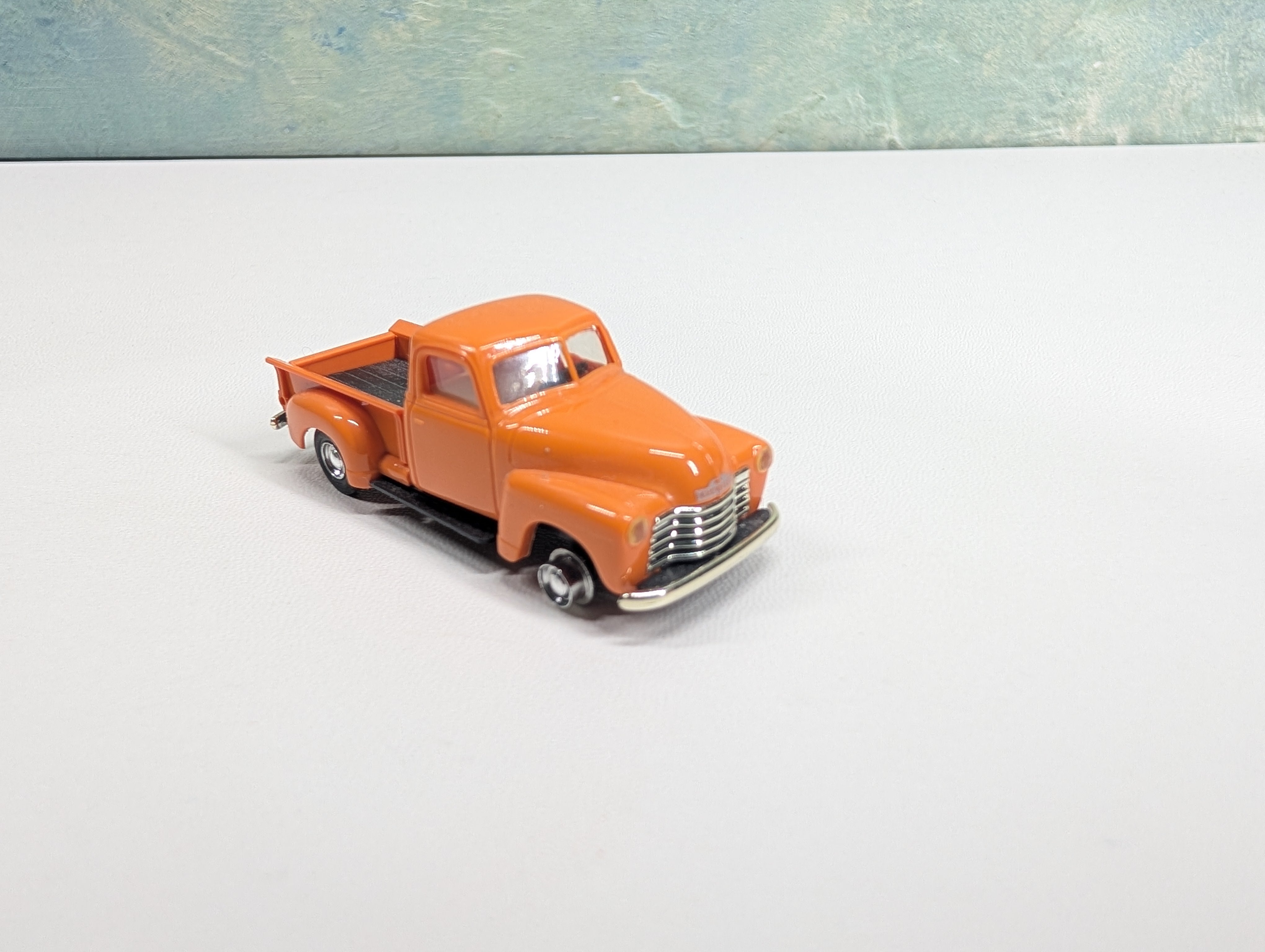 USED Busch HO Scale 1950 Chevy Pick-Up Truck, Orange