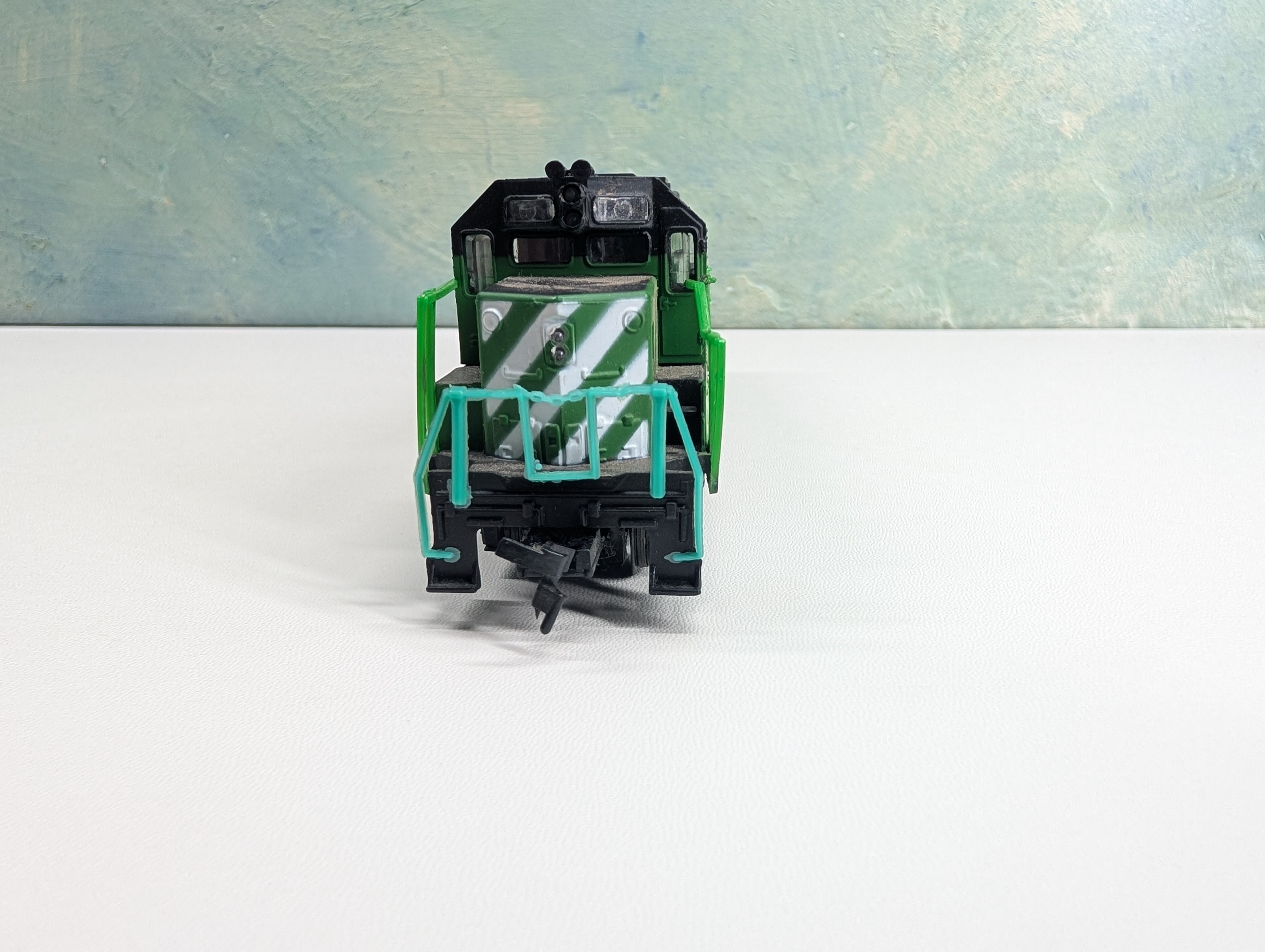 USED Life-Like HO Scale GP38 Diesel Locomotive Burlington Northern BN #2098 Tested! DC
