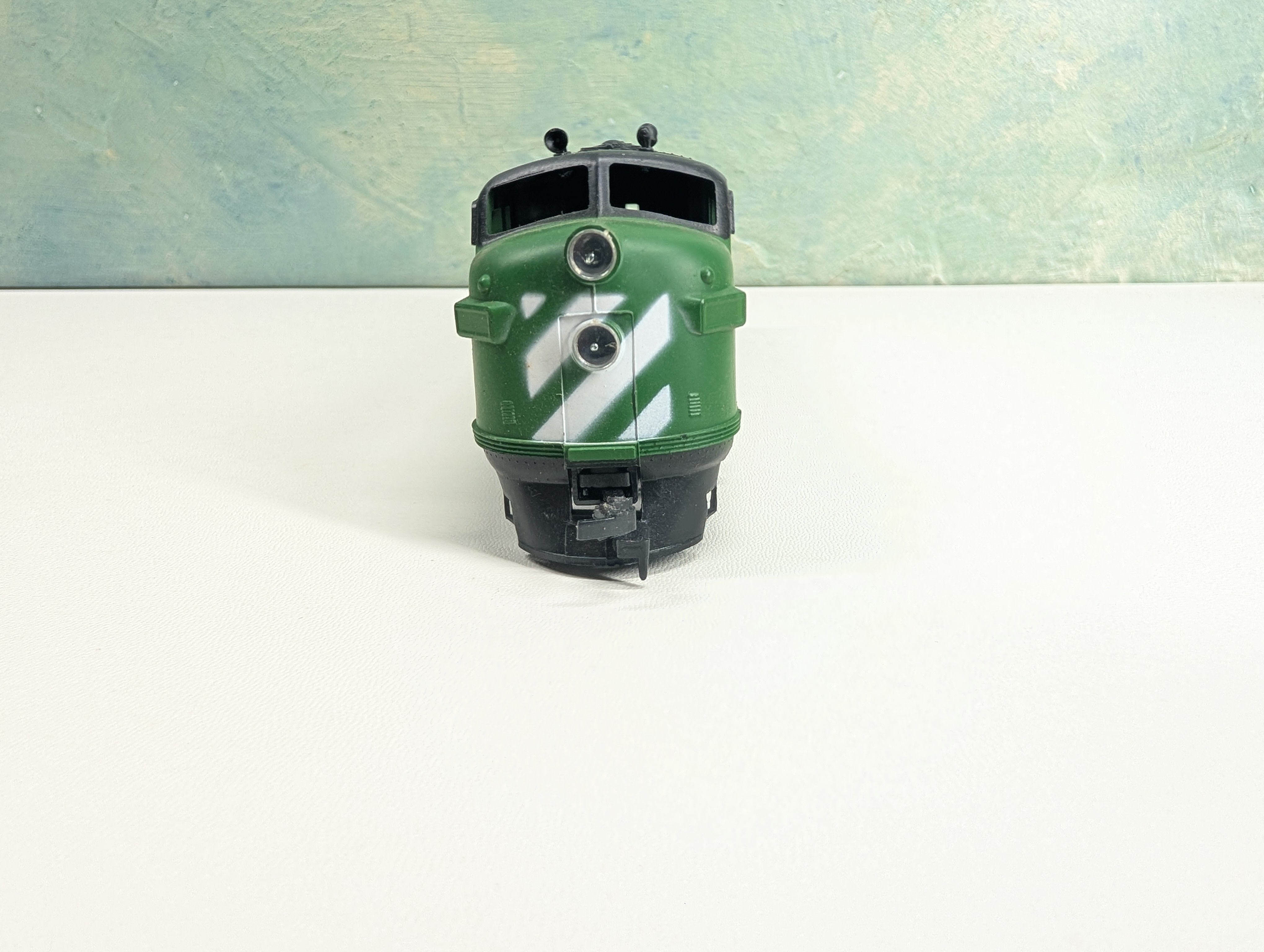 USED Athearn HO Scale F7A Diesel Locomotive Burlington Northern BN #9760 Unpowered