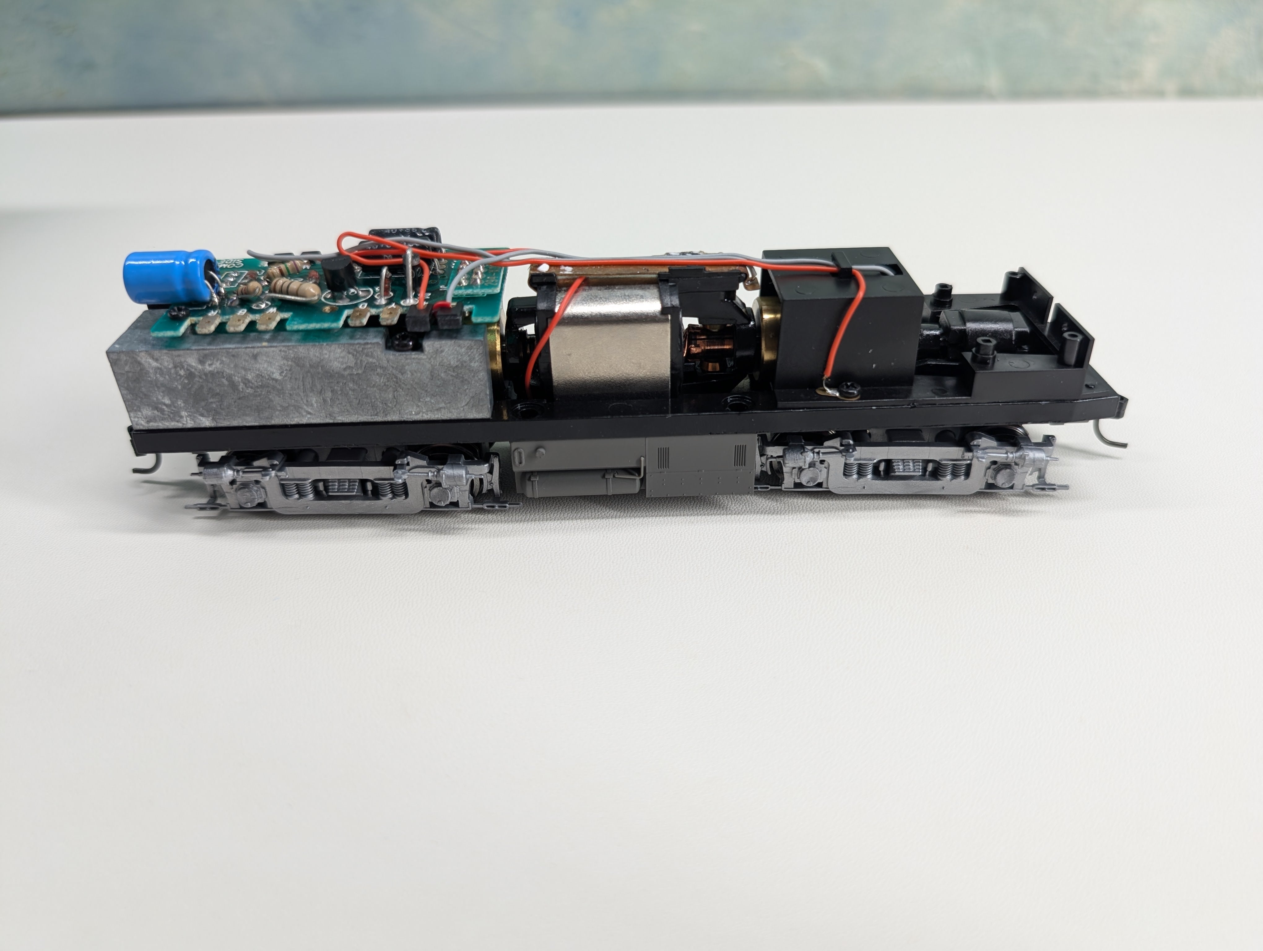 USED Life-Like HO Scale Proto 2000 FB1 Diesel Locomotive Union Pacific UP #1624B Tested! DC KIT