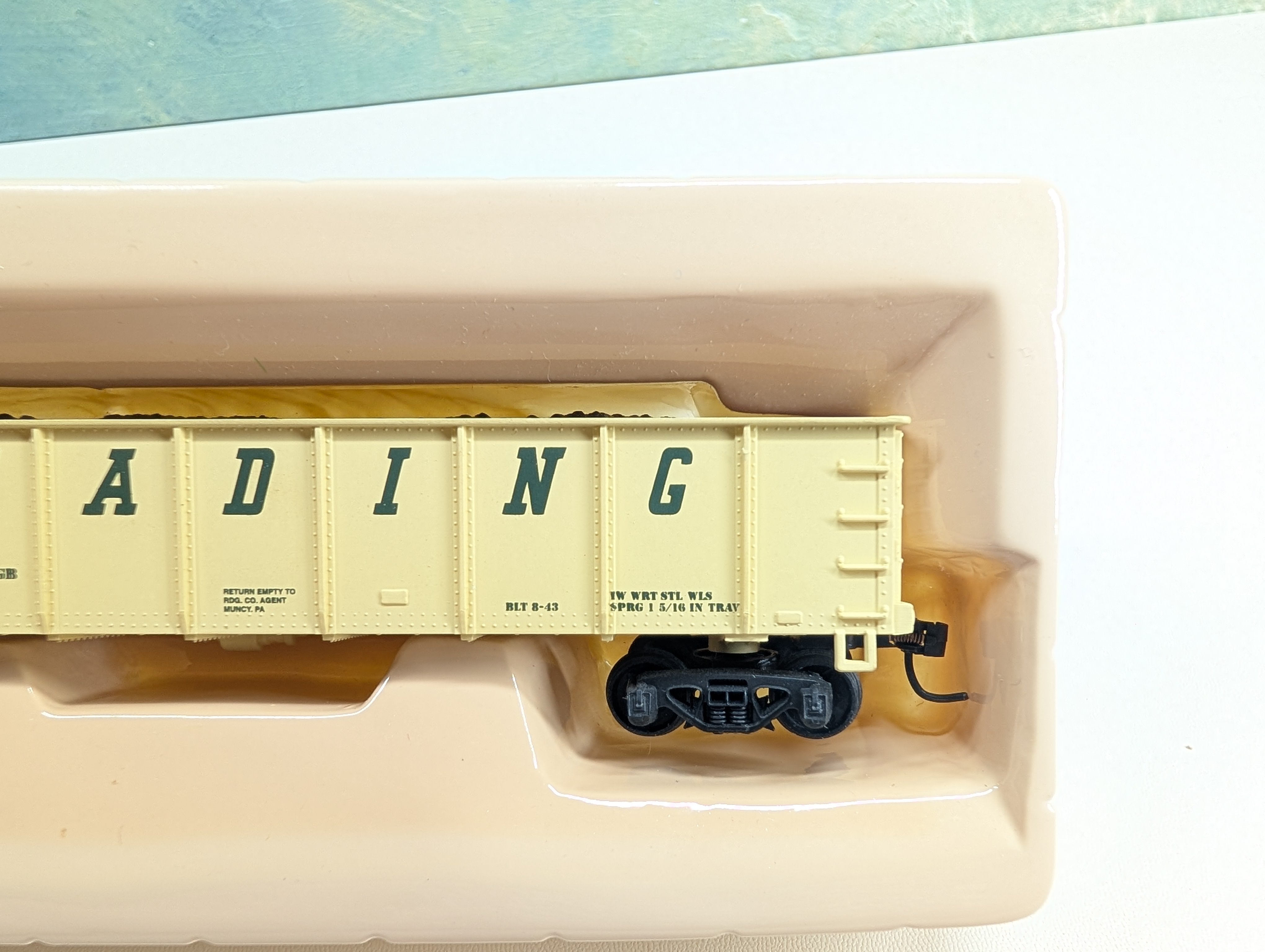 USED Mantua 731-521 HO Scale Heavy 43' Gondola Reading RDG #6835 w/ Load