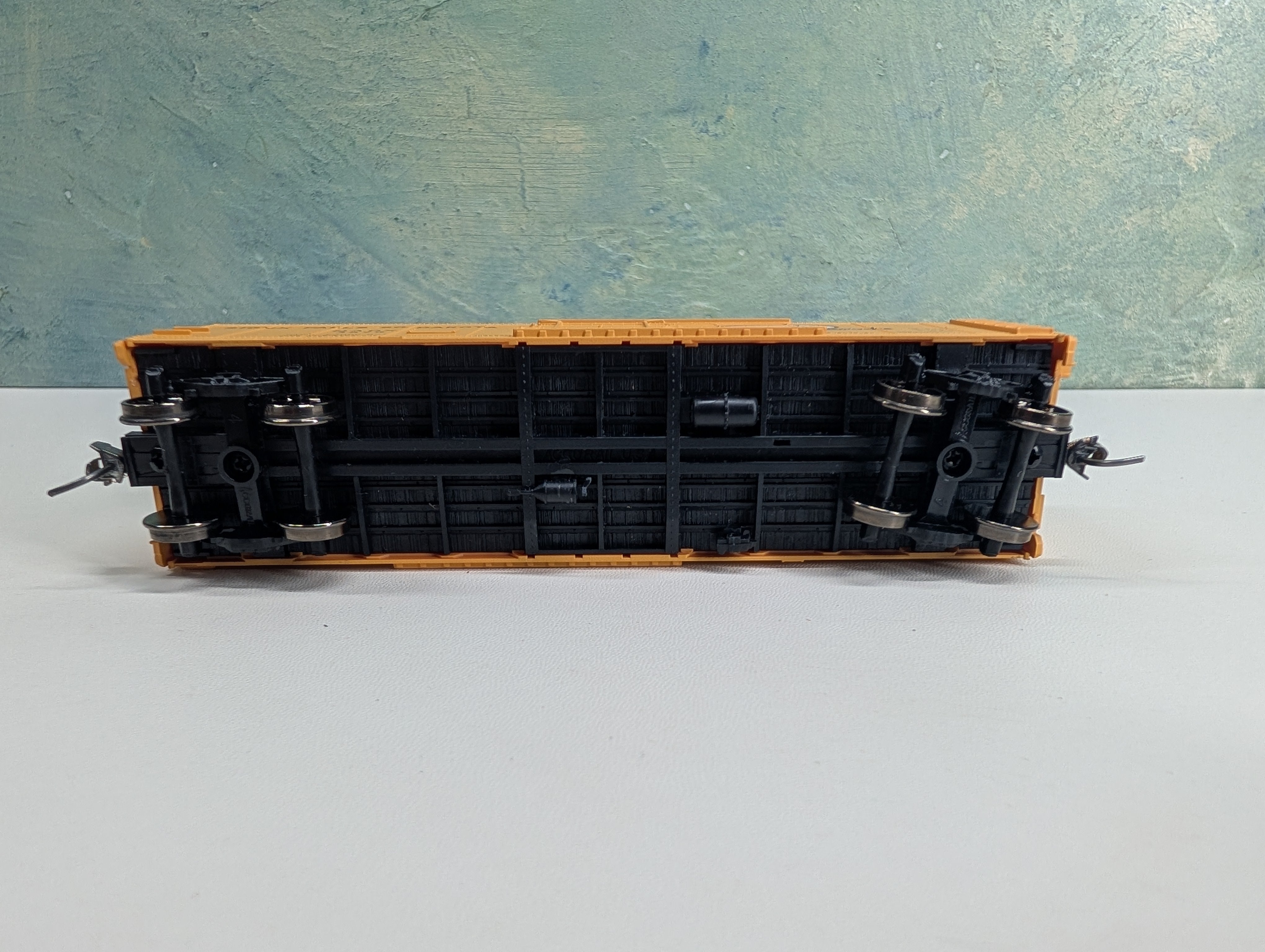 USED Accurail 8525 HO Scale 40' Plug Door Steel Reefer Greenlee Packing NADX #3879 Sioux Falls SO. Dakota, Metal Wheels
