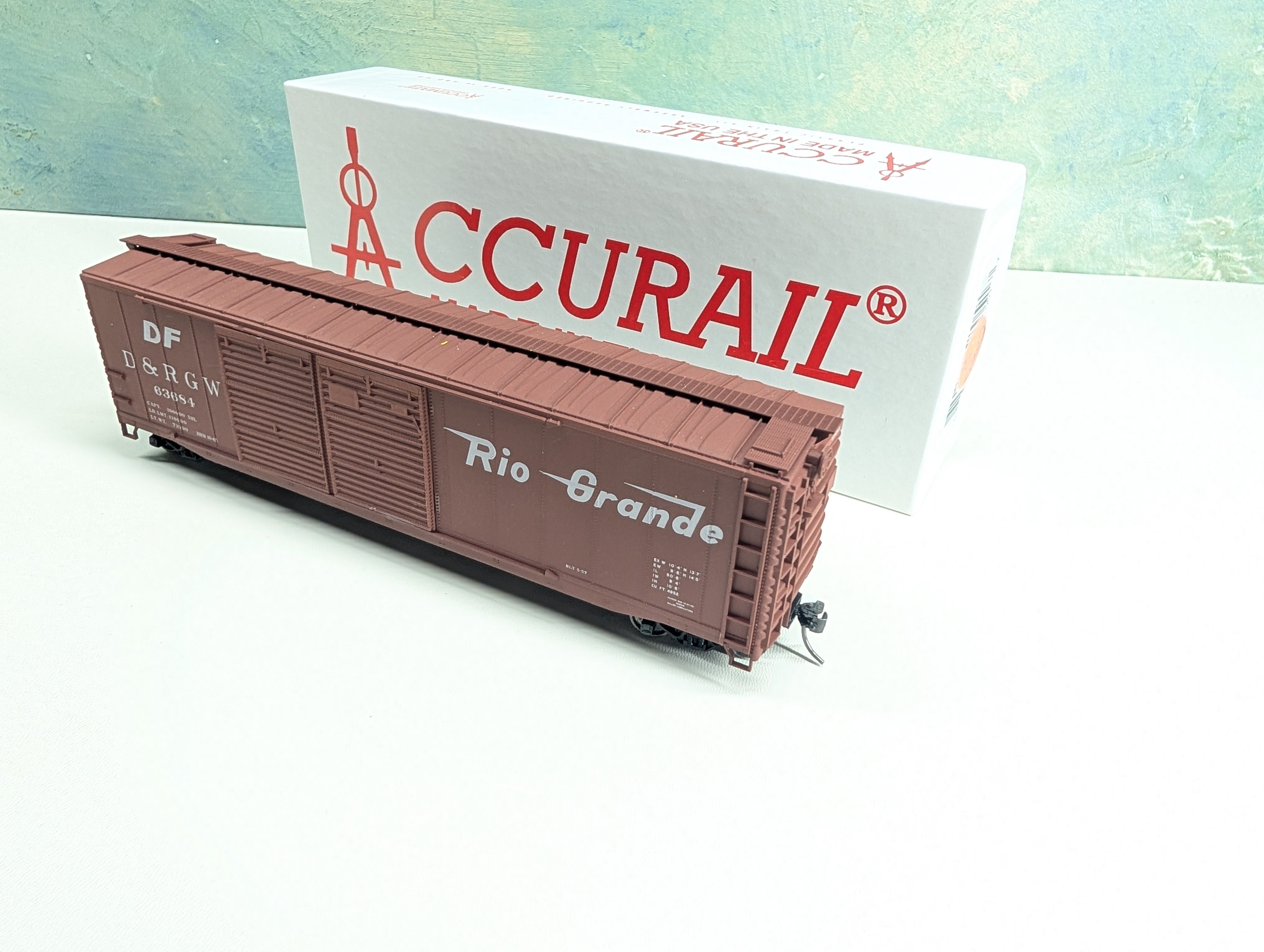 USED Accurail 52051 HO Scale 50' DD Steel Box Car Rio Grande D&RGW #63684 Metal Wheels