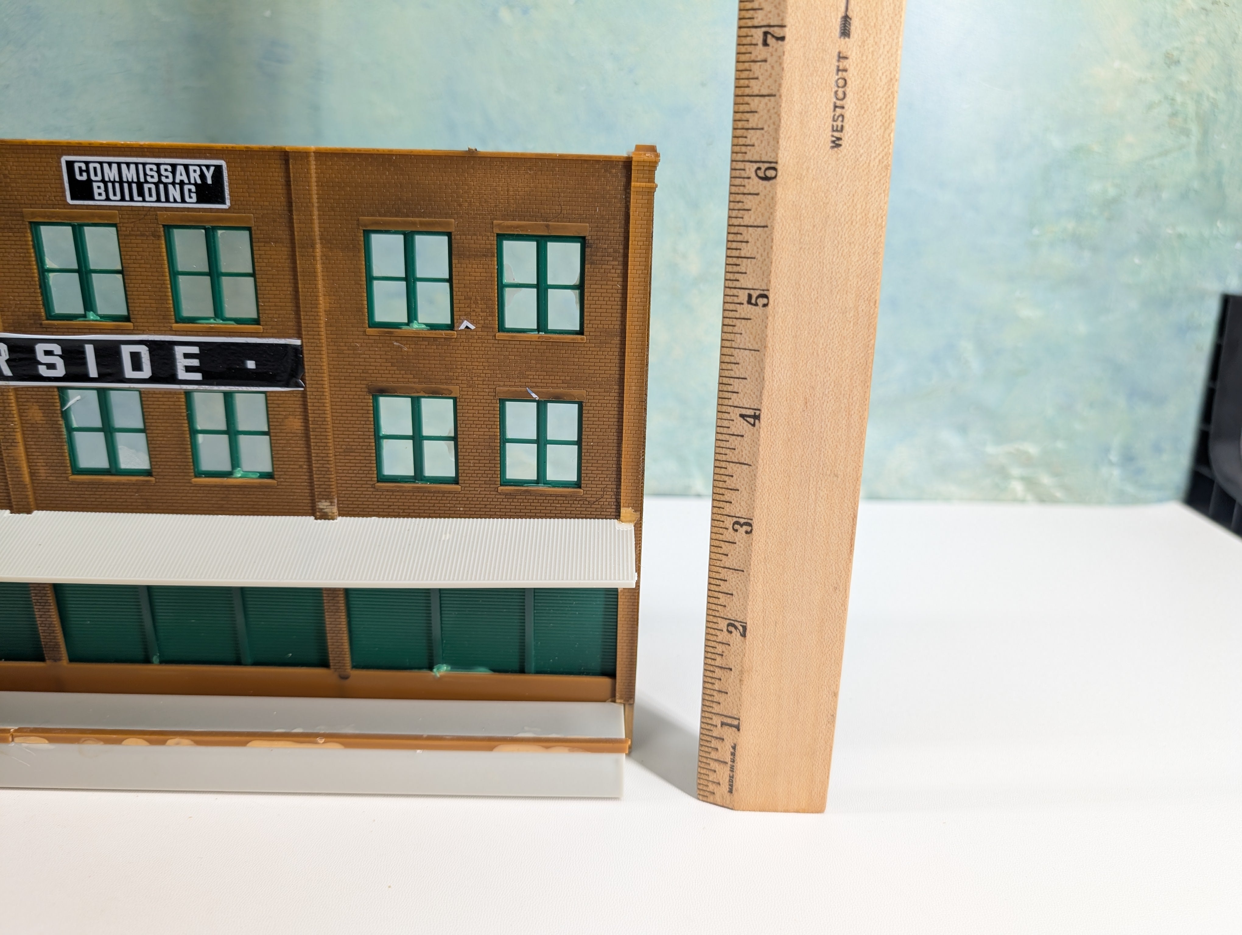 USED Walthers HO Scale Commissary Background Building, Freight Transfer Backdrop Building, "Wall" Building