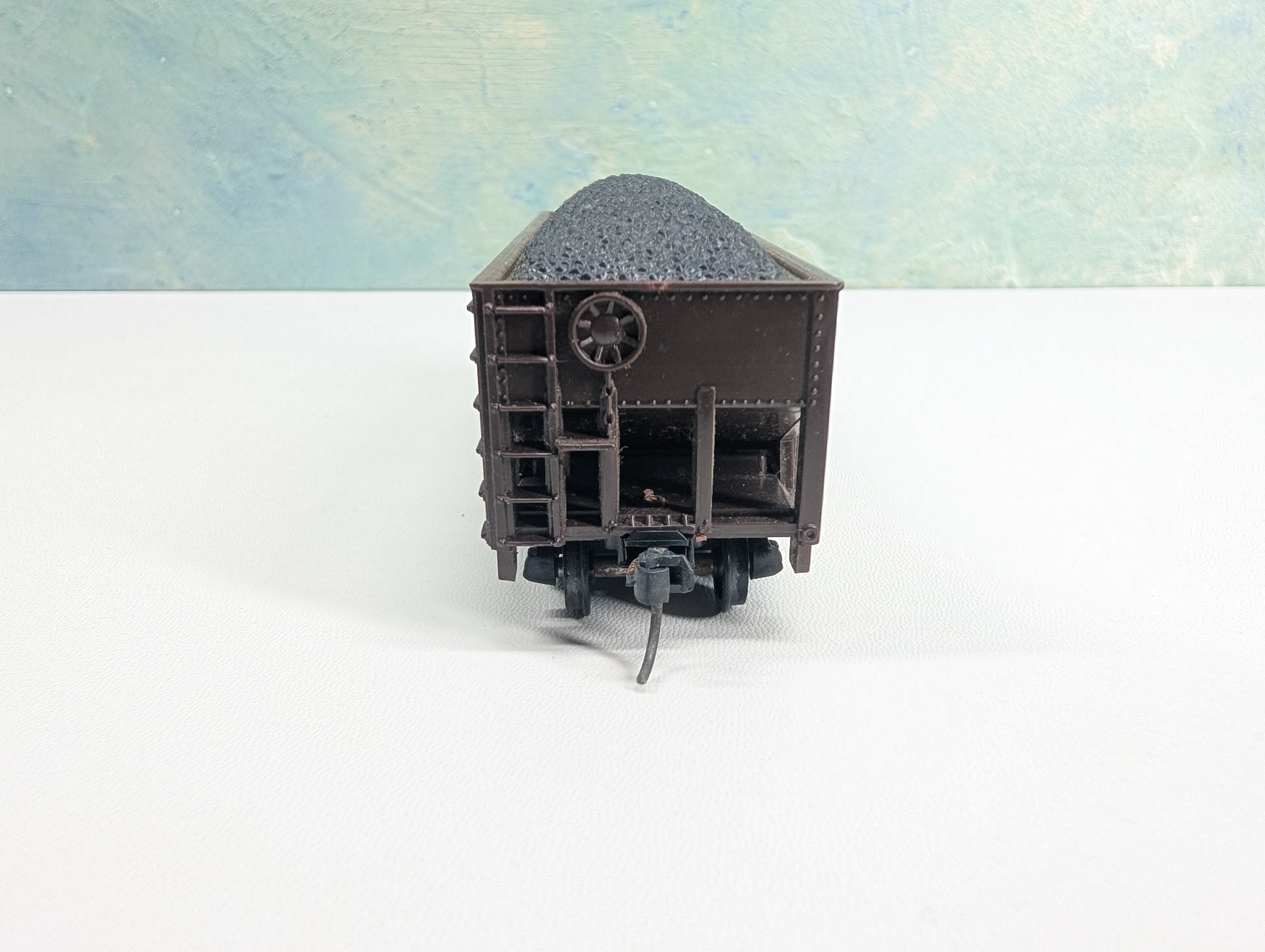 USED Marx HO Scale 2 Bay Hopper w/ Load Virginian VGN #28233
