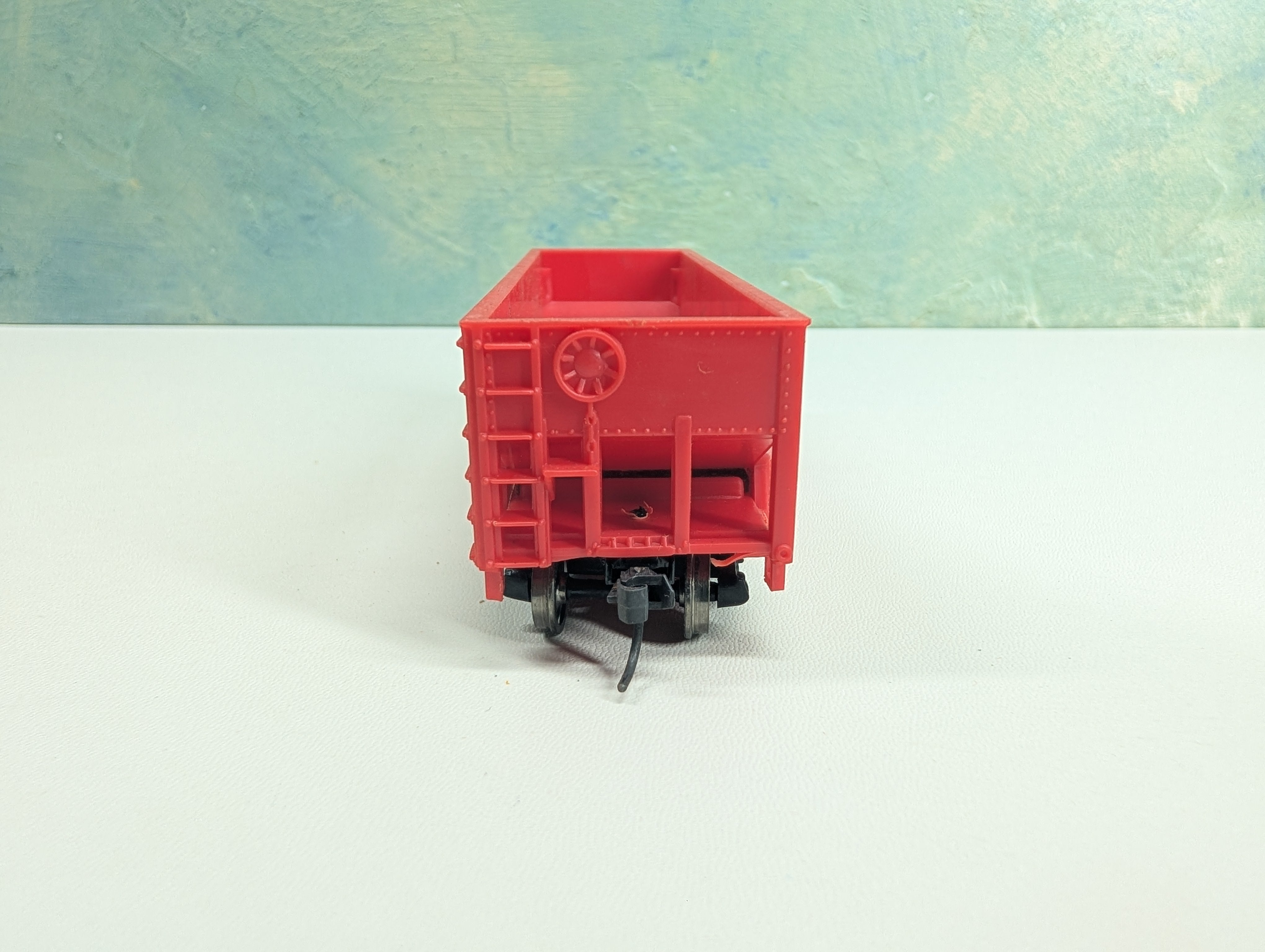 USED HO Scale 2 Bay Hopper Western Maryland WM #52073 Metal Wheels