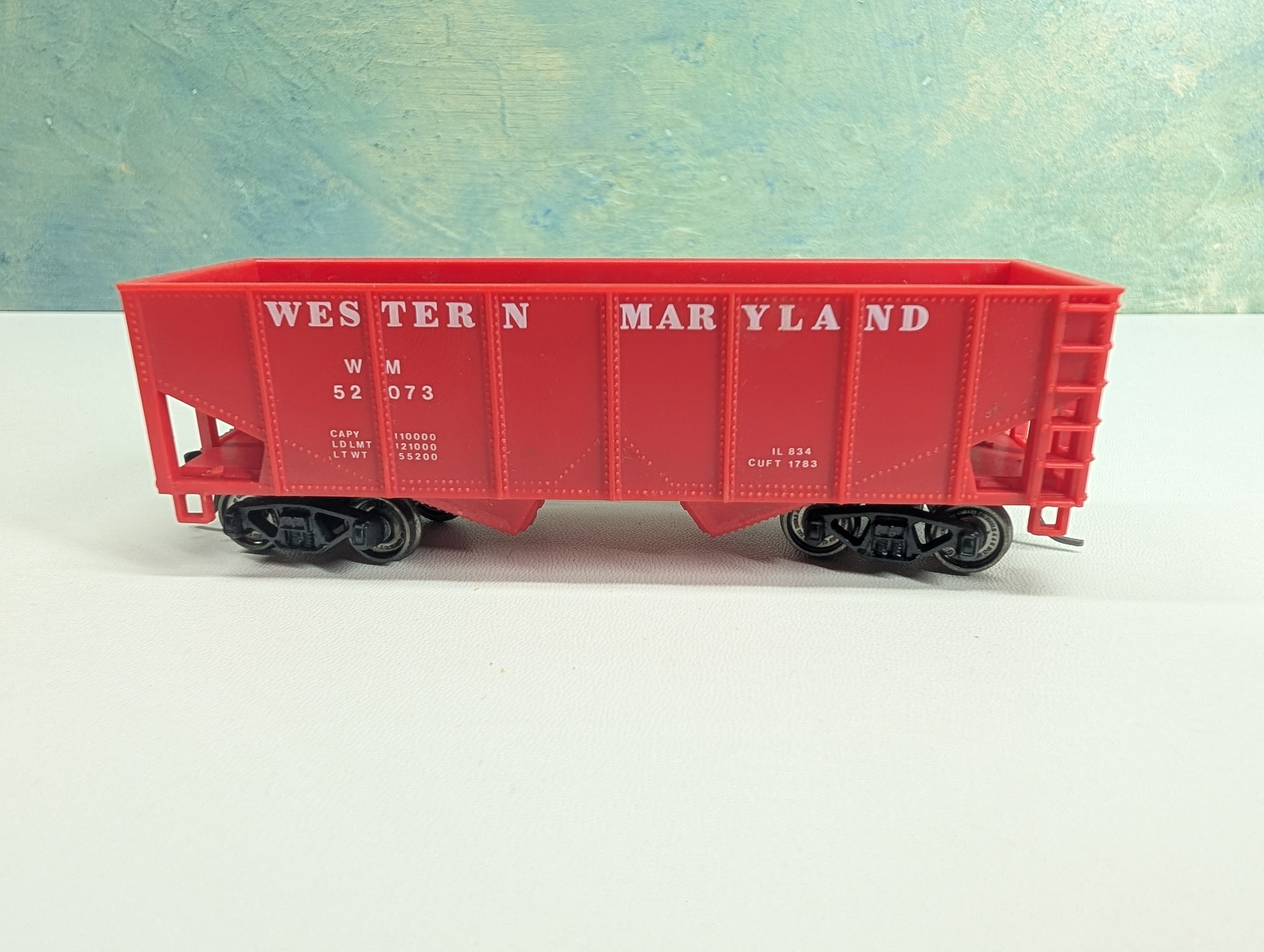 USED HO Scale 2 Bay Hopper Western Maryland WM #52073 Metal Wheels