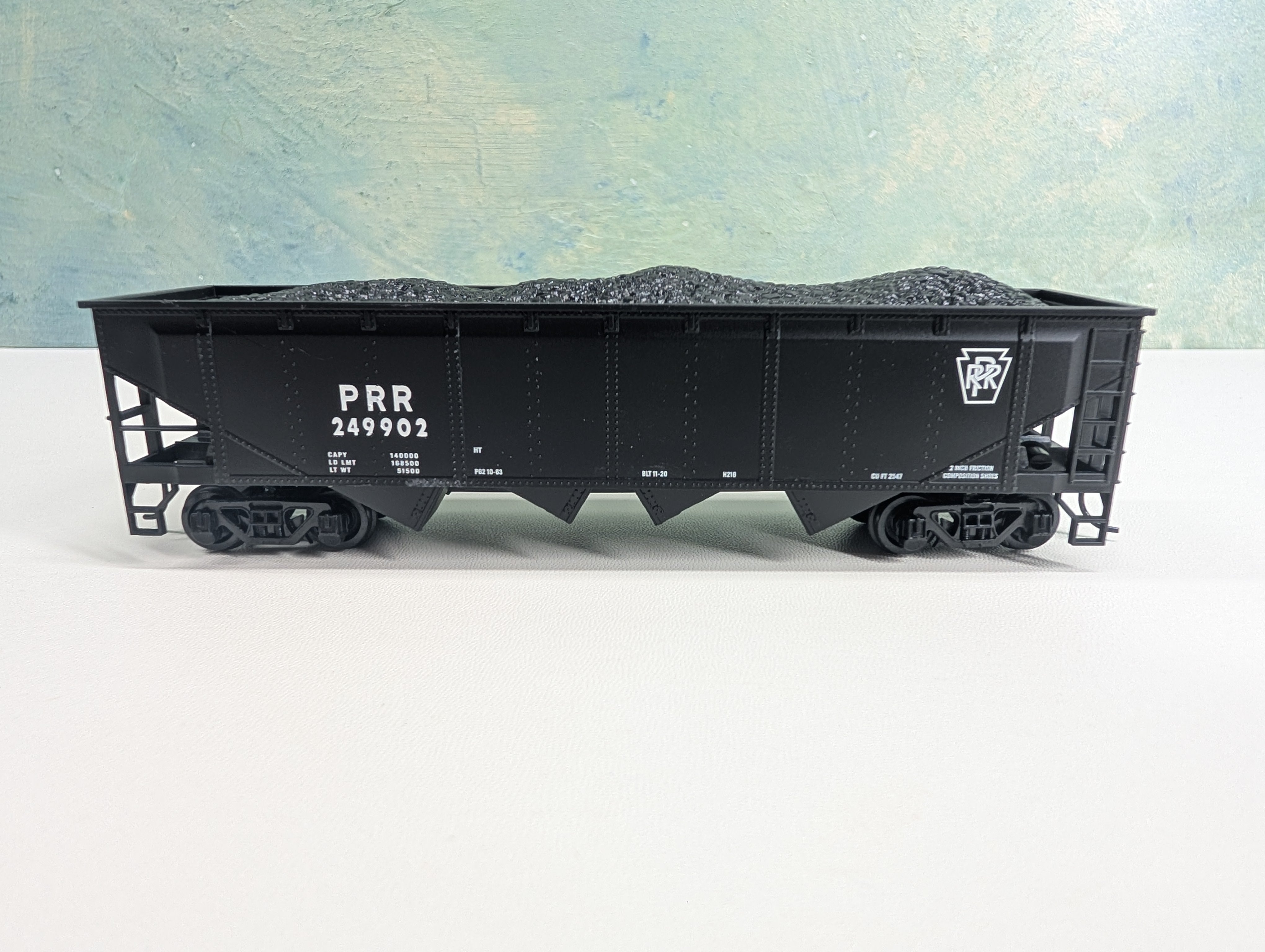 USED Bachmann HO Scale Quad Hopper Pennsylvania PRR #249902 Modern w/ Coal Load