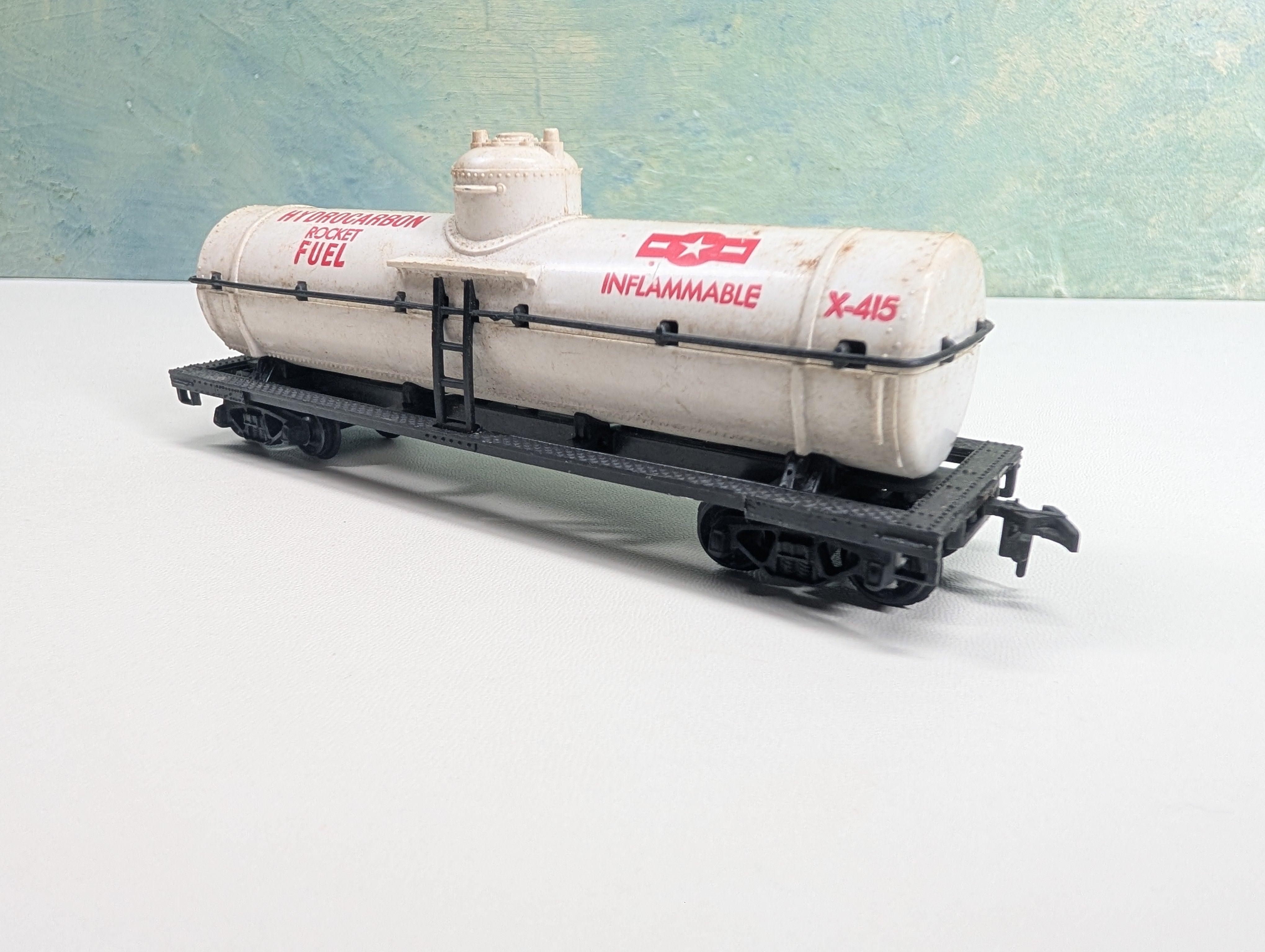 USED MARX HO Scale Single Dome Tank Car Hydrocarbon Rocket Fuel #X415