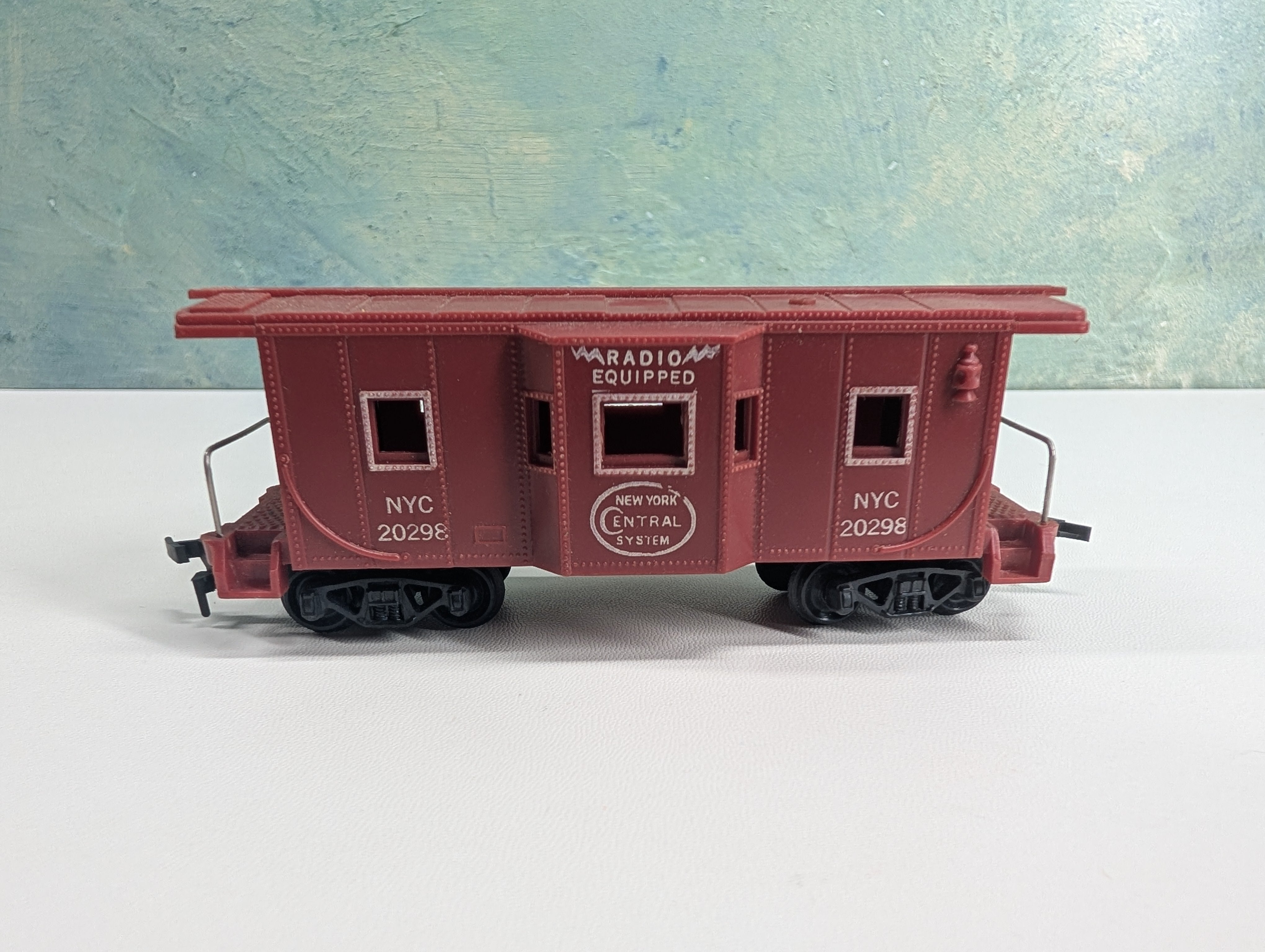 USED MARX HO Scale Small Bay Window Caboose New York Central NYC #20298