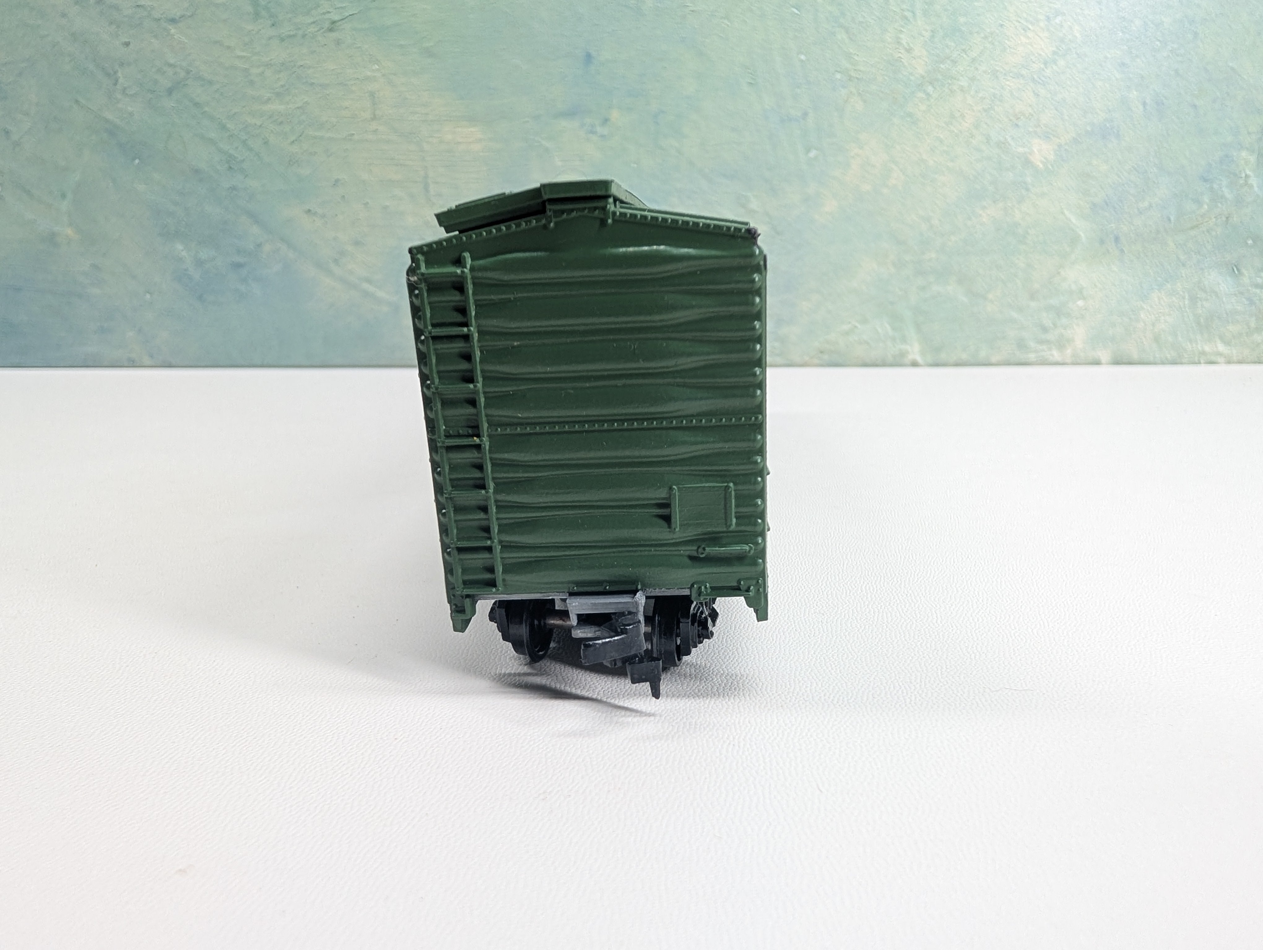 USED Roundhouse HO Scale 51' SD Box Car Pennsylvania REA #100485