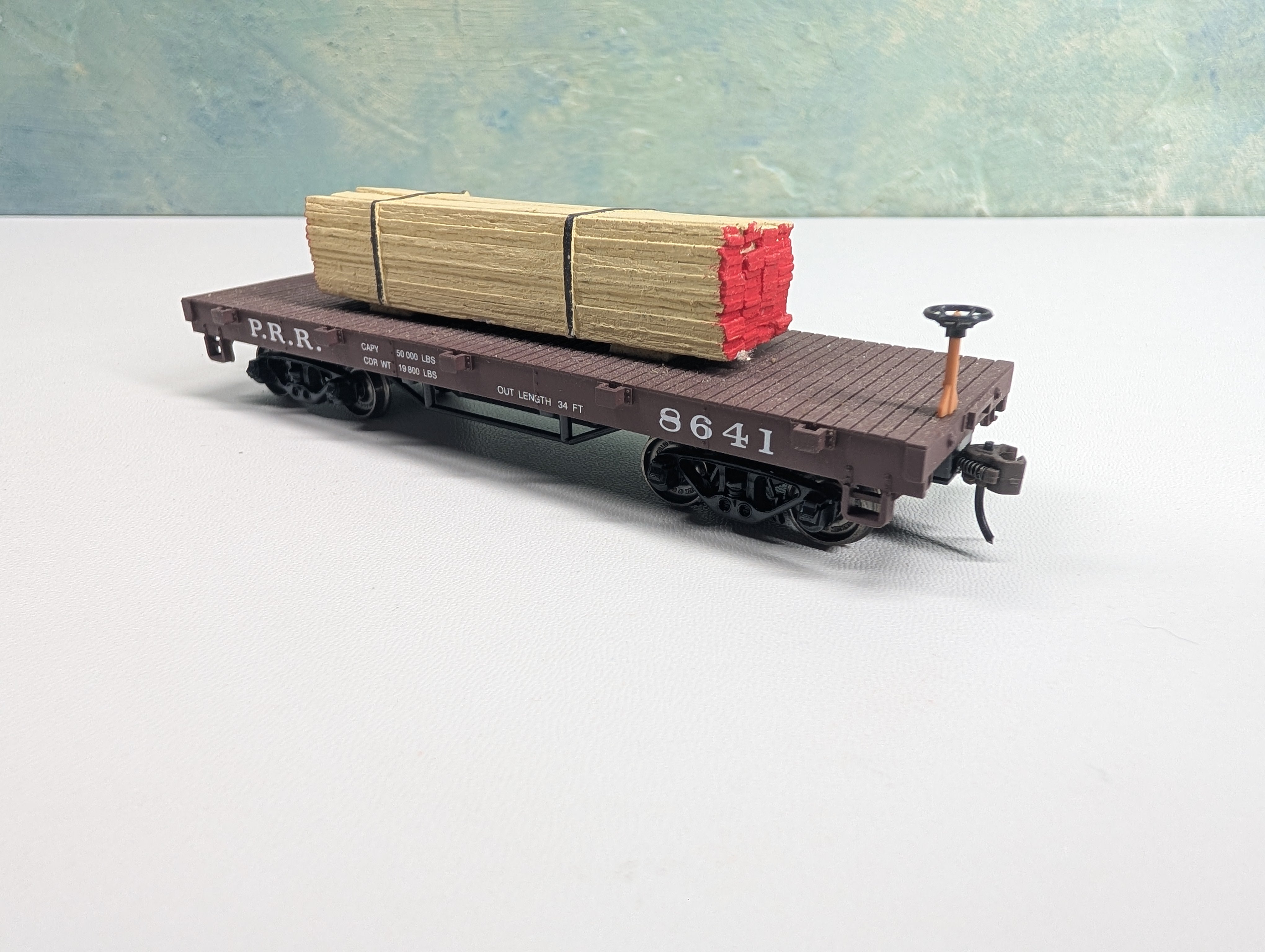 USED Mehano HO Scale Old Time 34' Flat Car Pennsylvania PRR #8641 w/ Custom Load, Metal Wheels