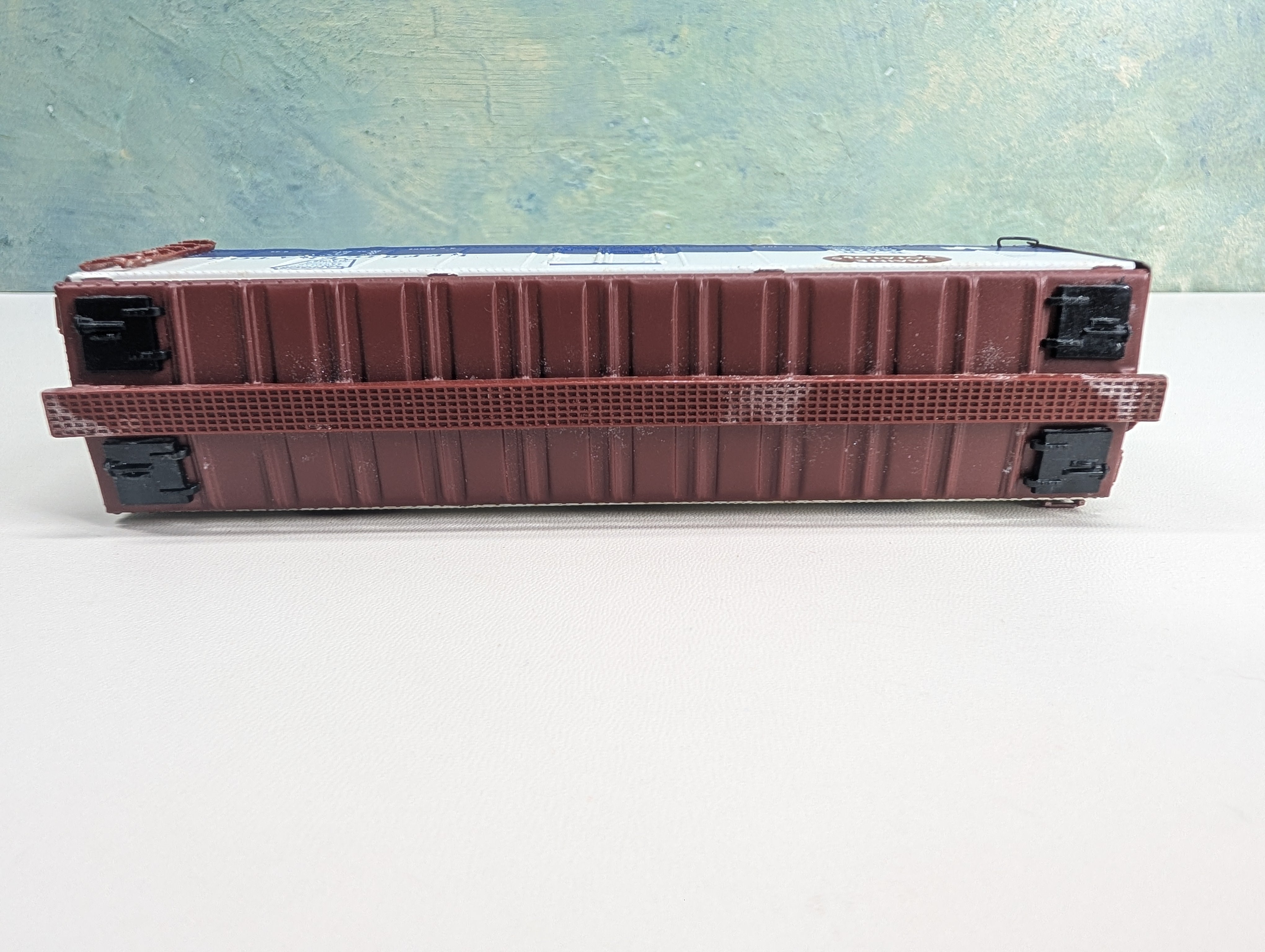 USED Varney HO Scale Metal 42' Reefer Box Car Bangor and Aroostook BAR #6008 Metal Wheels