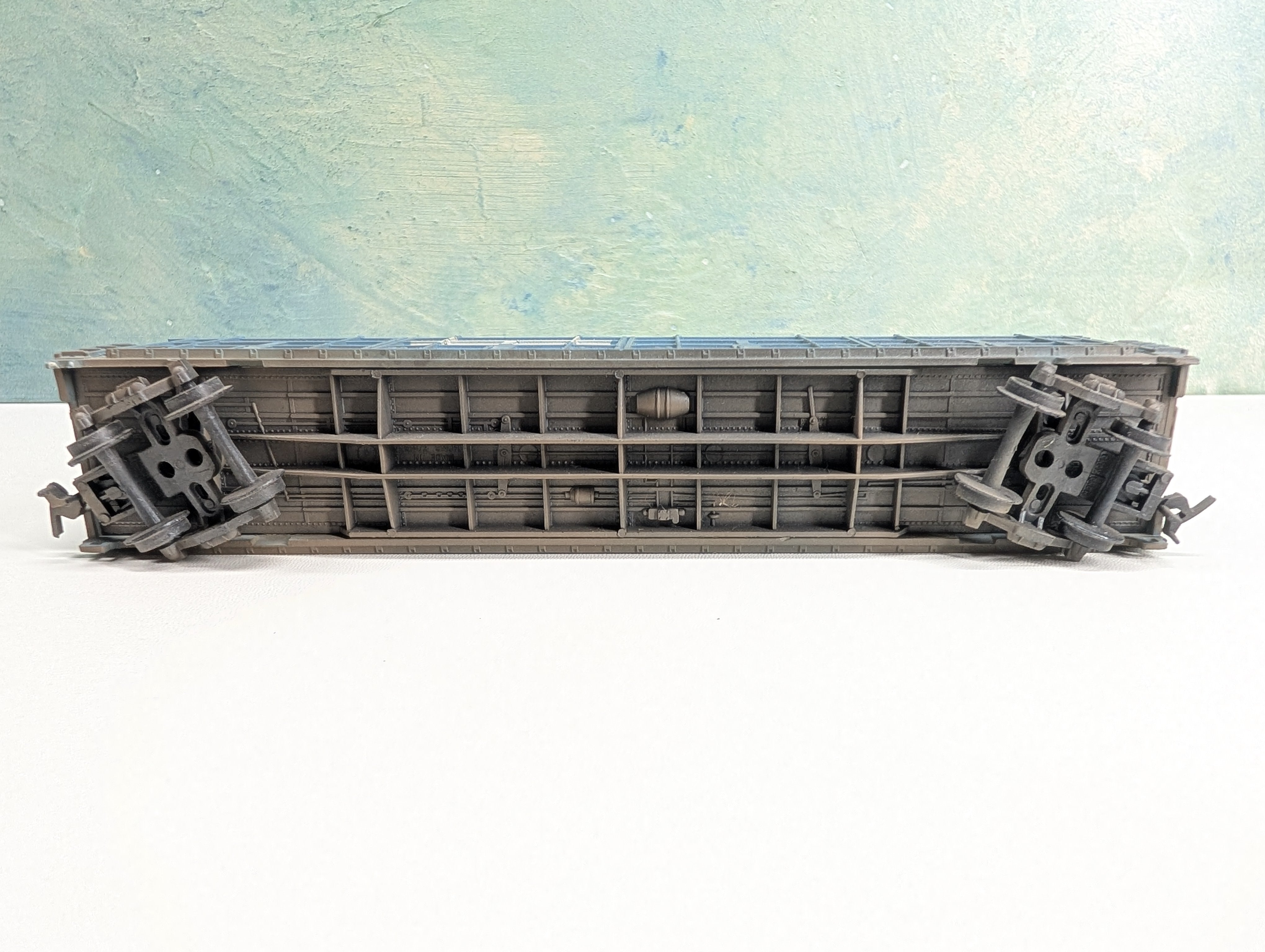 USED HO Scale Thrall Door Box Car Celotex LUNX #4411 Weathered