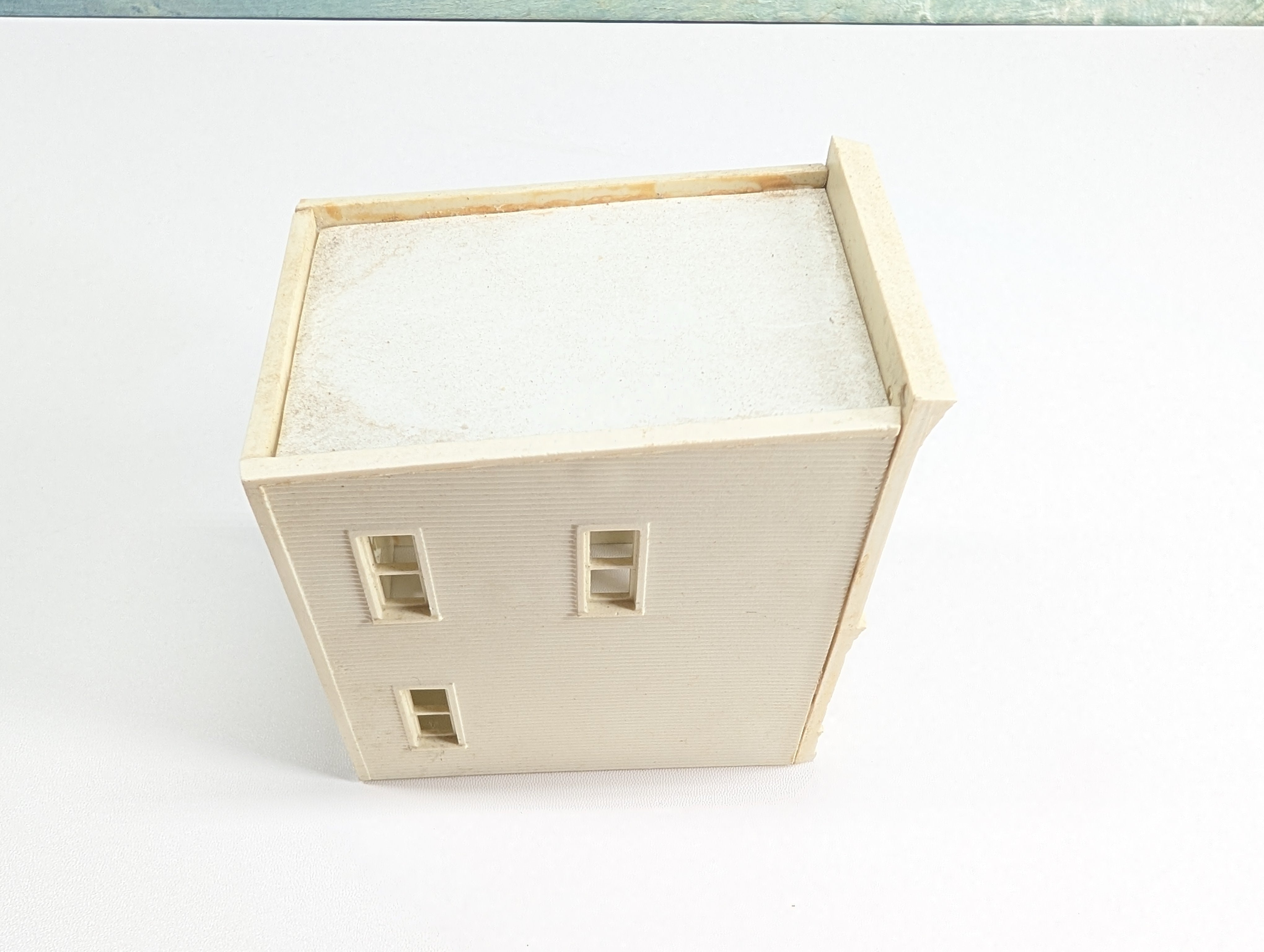USED HO Scale White Storefront