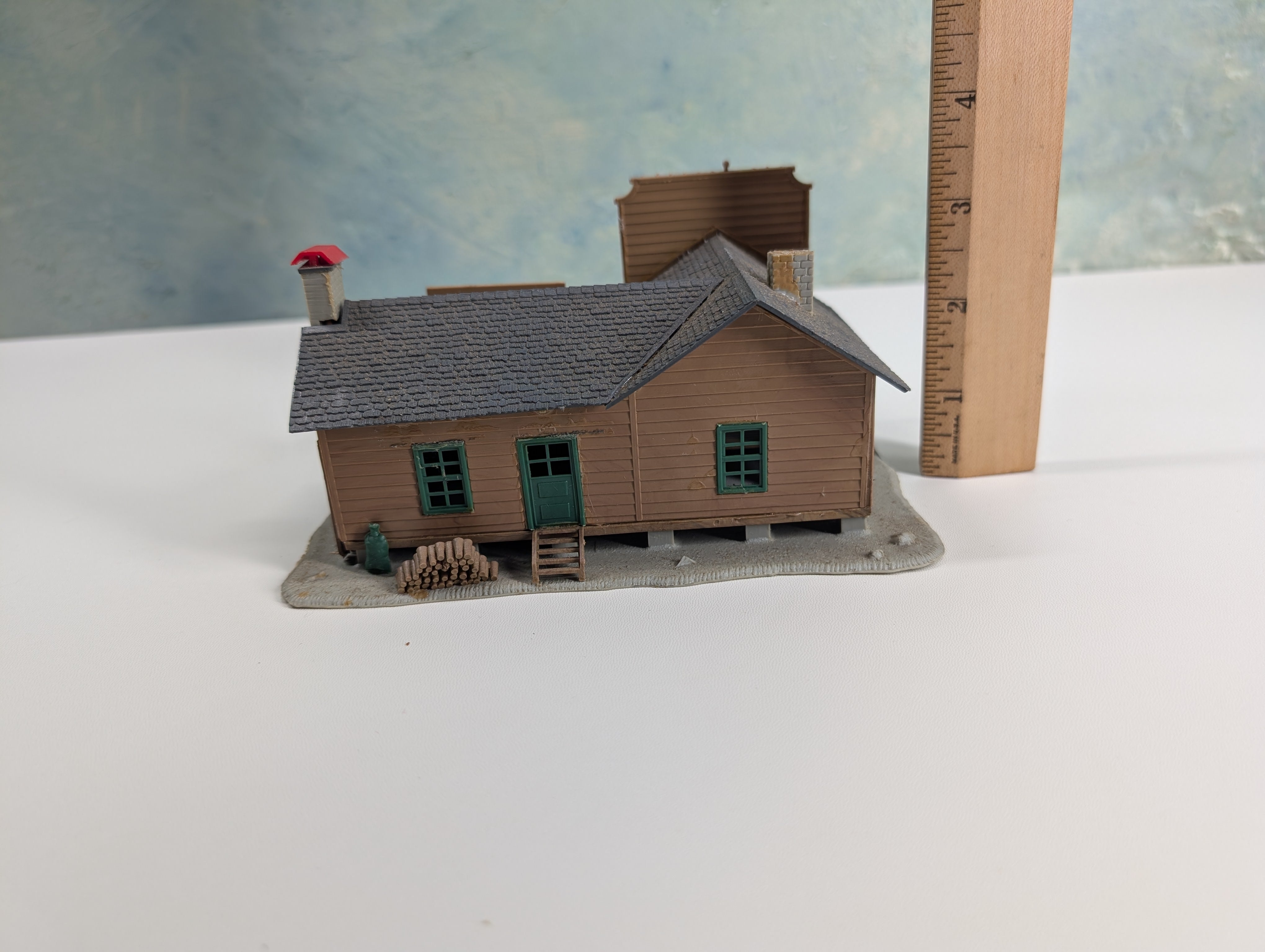USED Pola HO Scale Speedy Andrew's Repair Shop, Ford