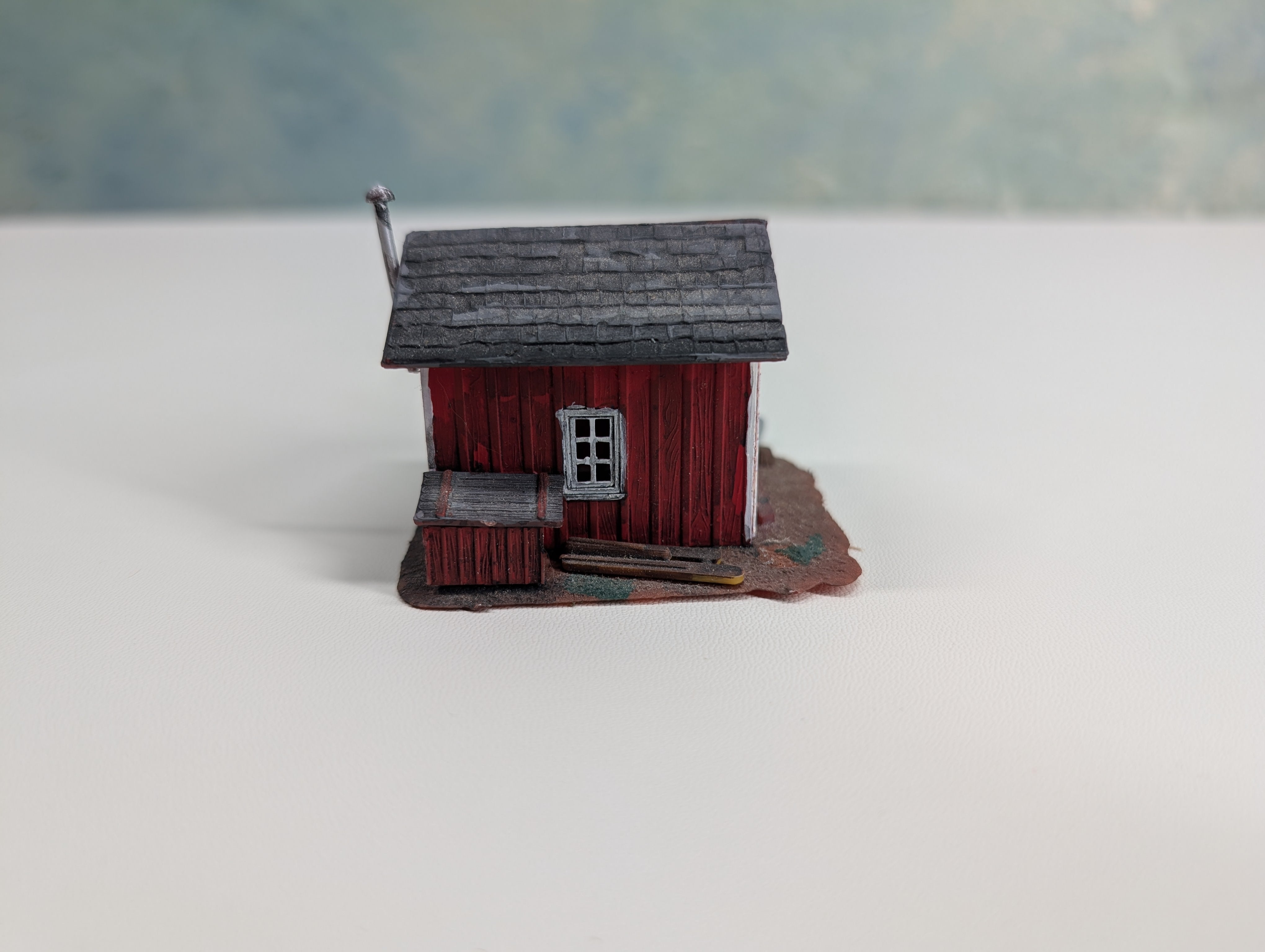 USED HO Scale Red Trackside Shed