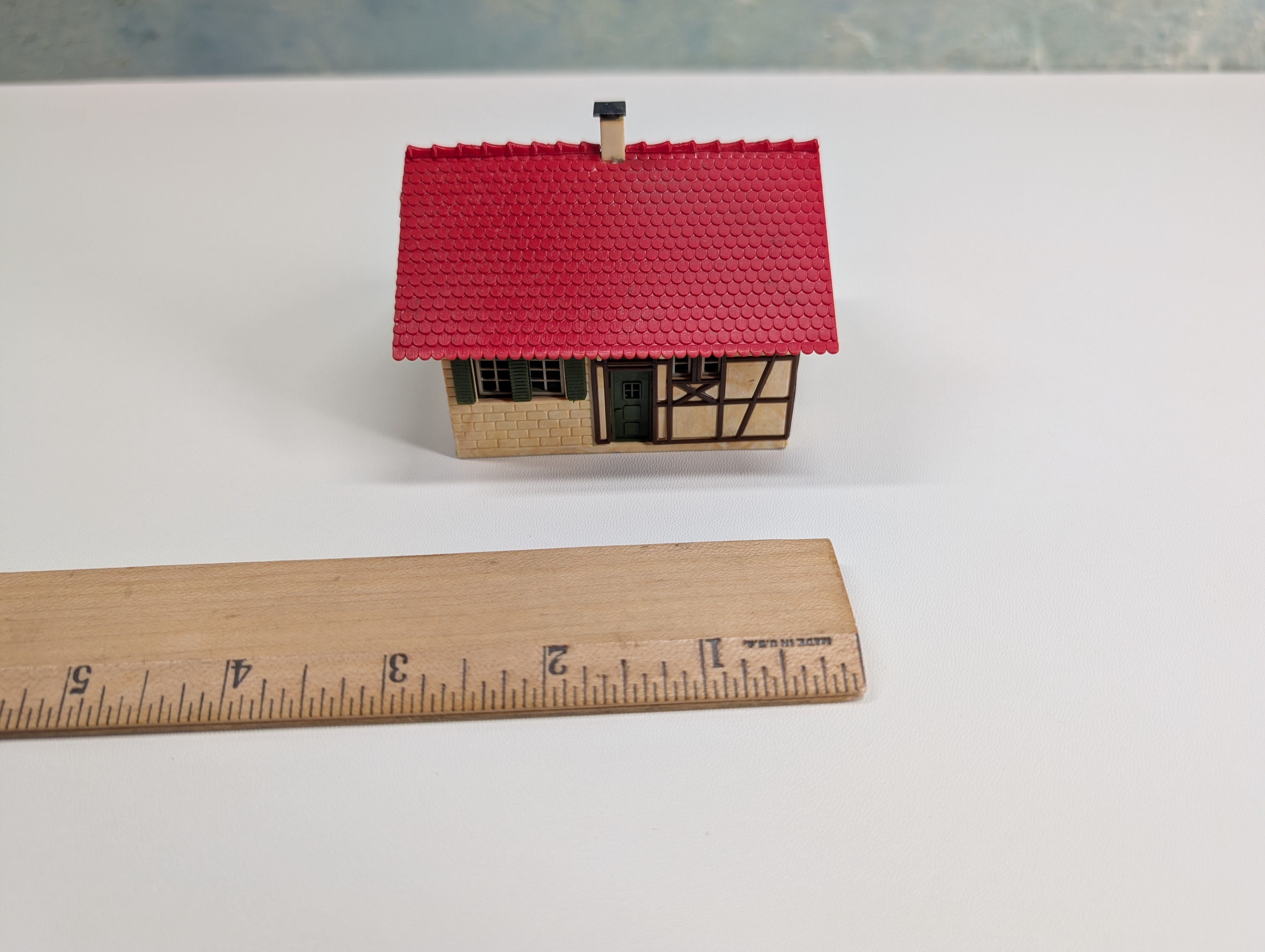USED Faller 277D HO Scale Half Timbered Chalet