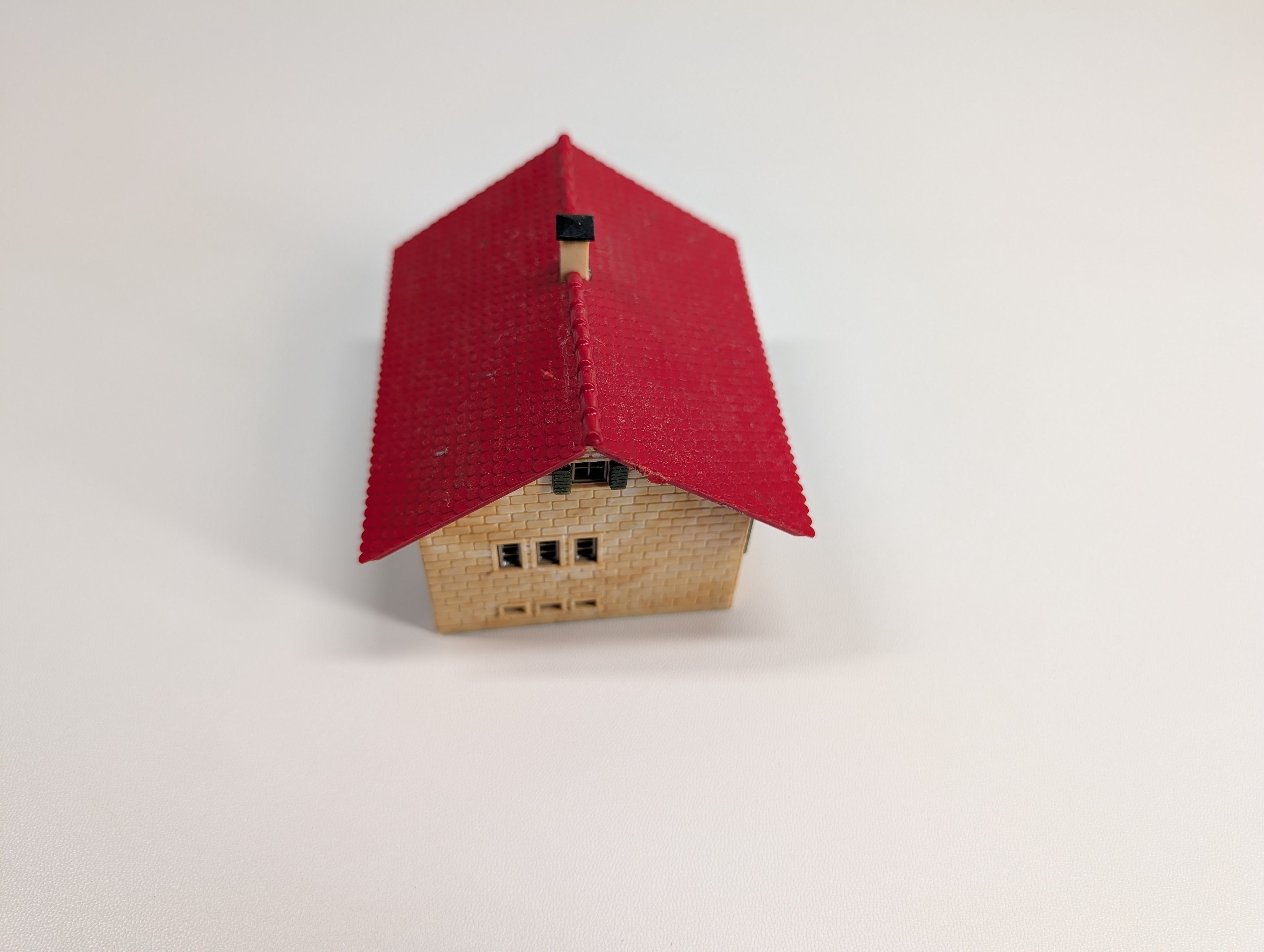 USED Faller 277D HO Scale Half Timbered Chalet