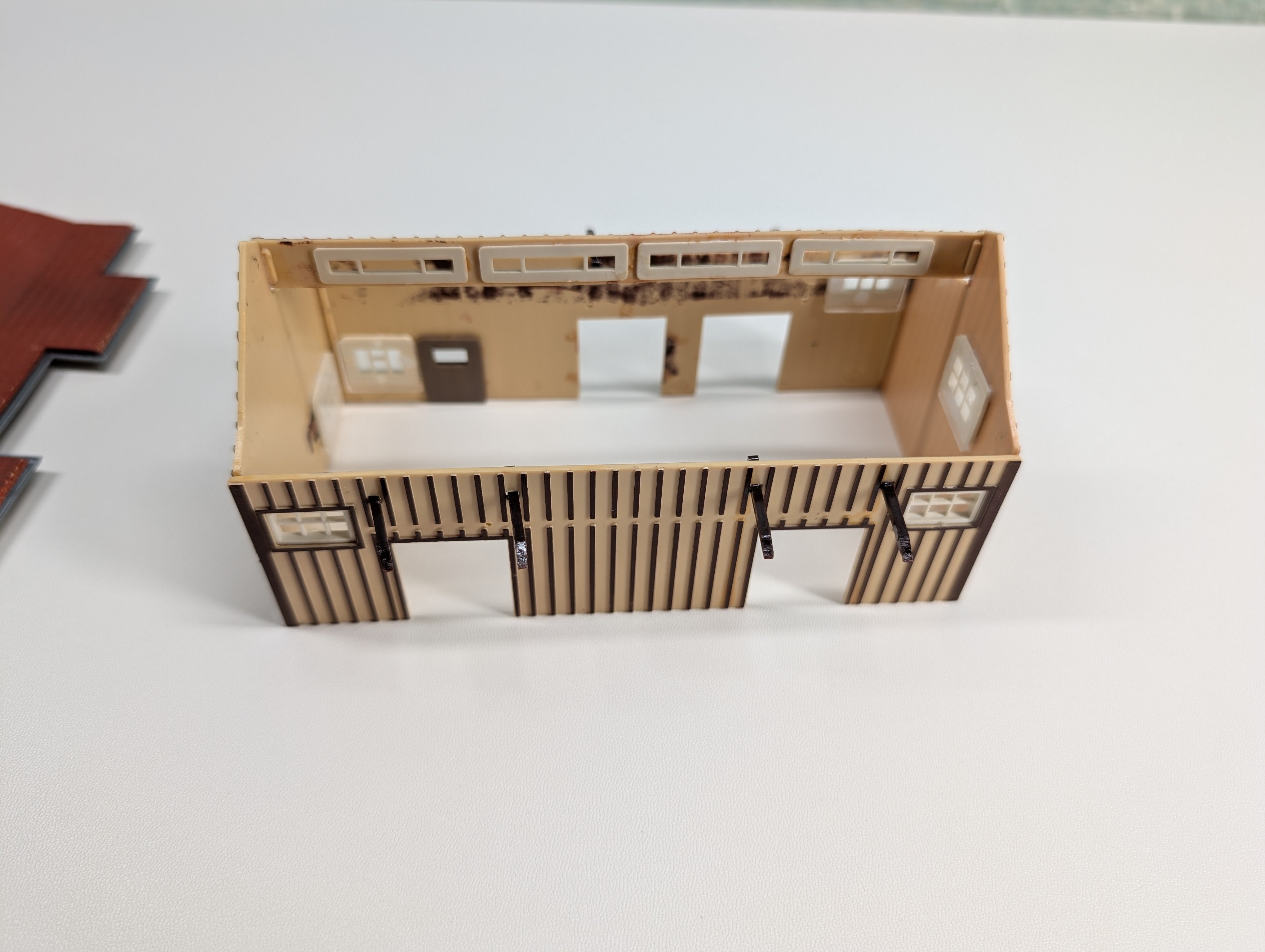 USED Vollmer HO Scale Freight Shed, Freight Station