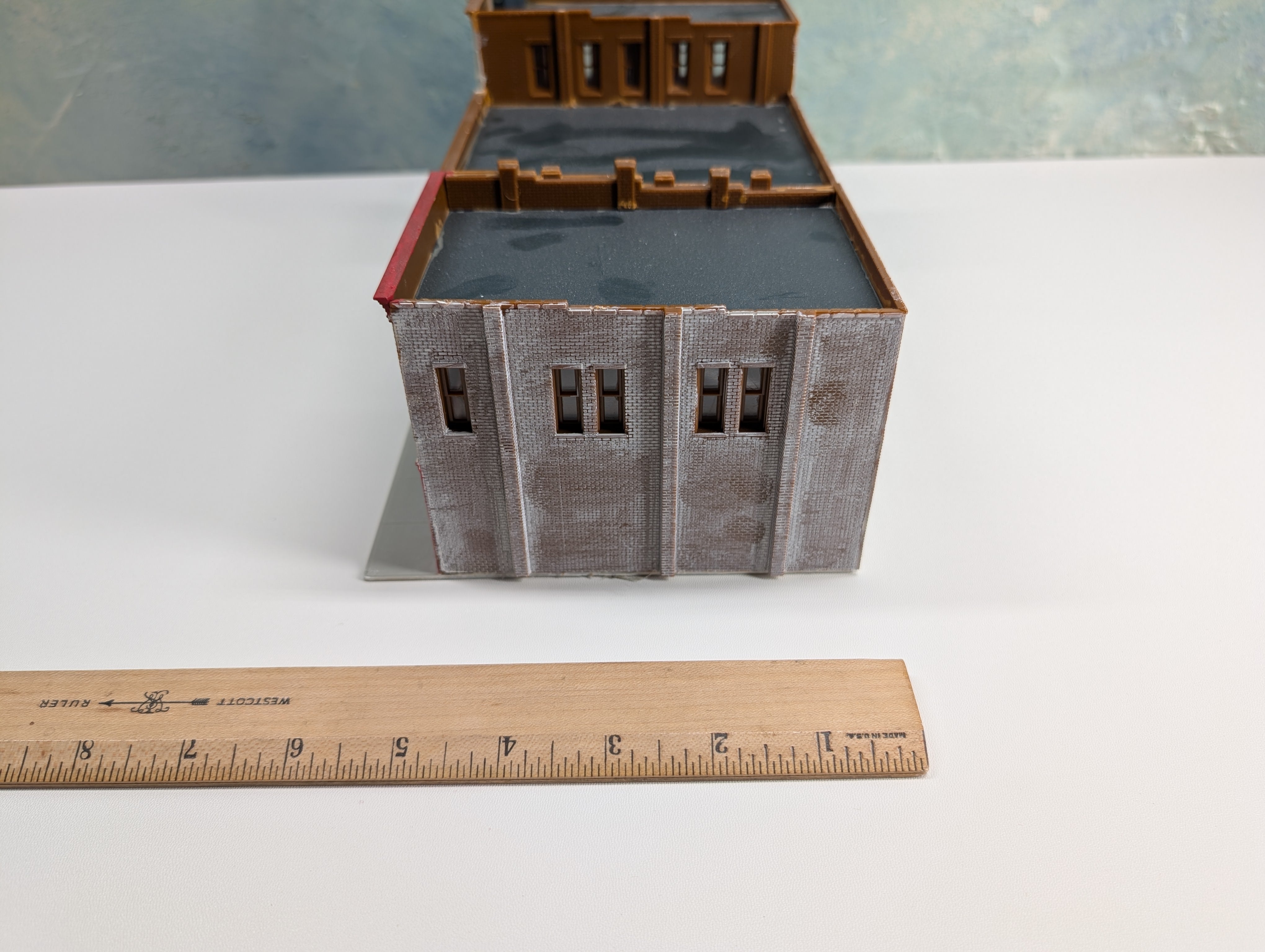 USED HO Scale Merchant's Row, Corner Store Row